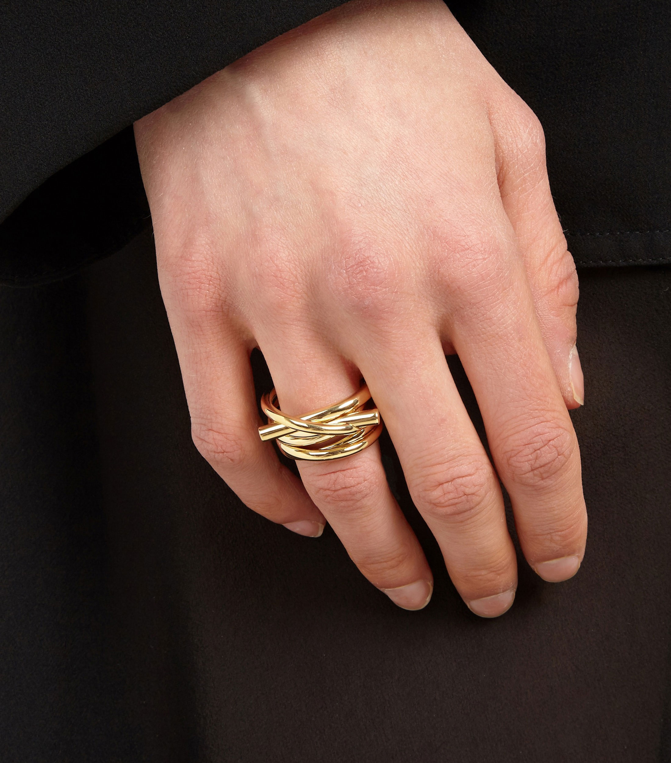 Anillo cuerdas Gancini dorado Mujer