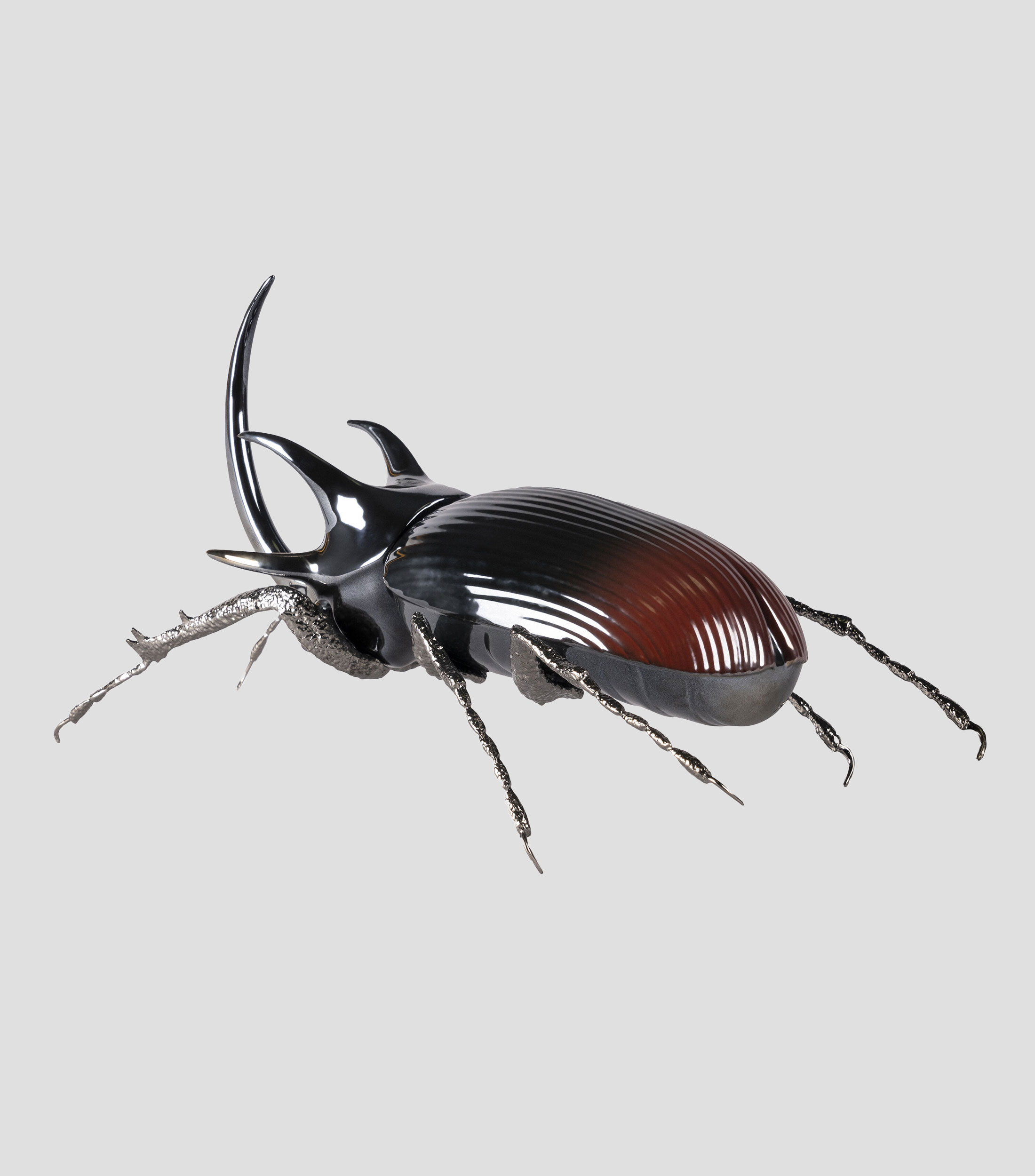 Figura Escarabajo Rinoceronte en porcelana y metal