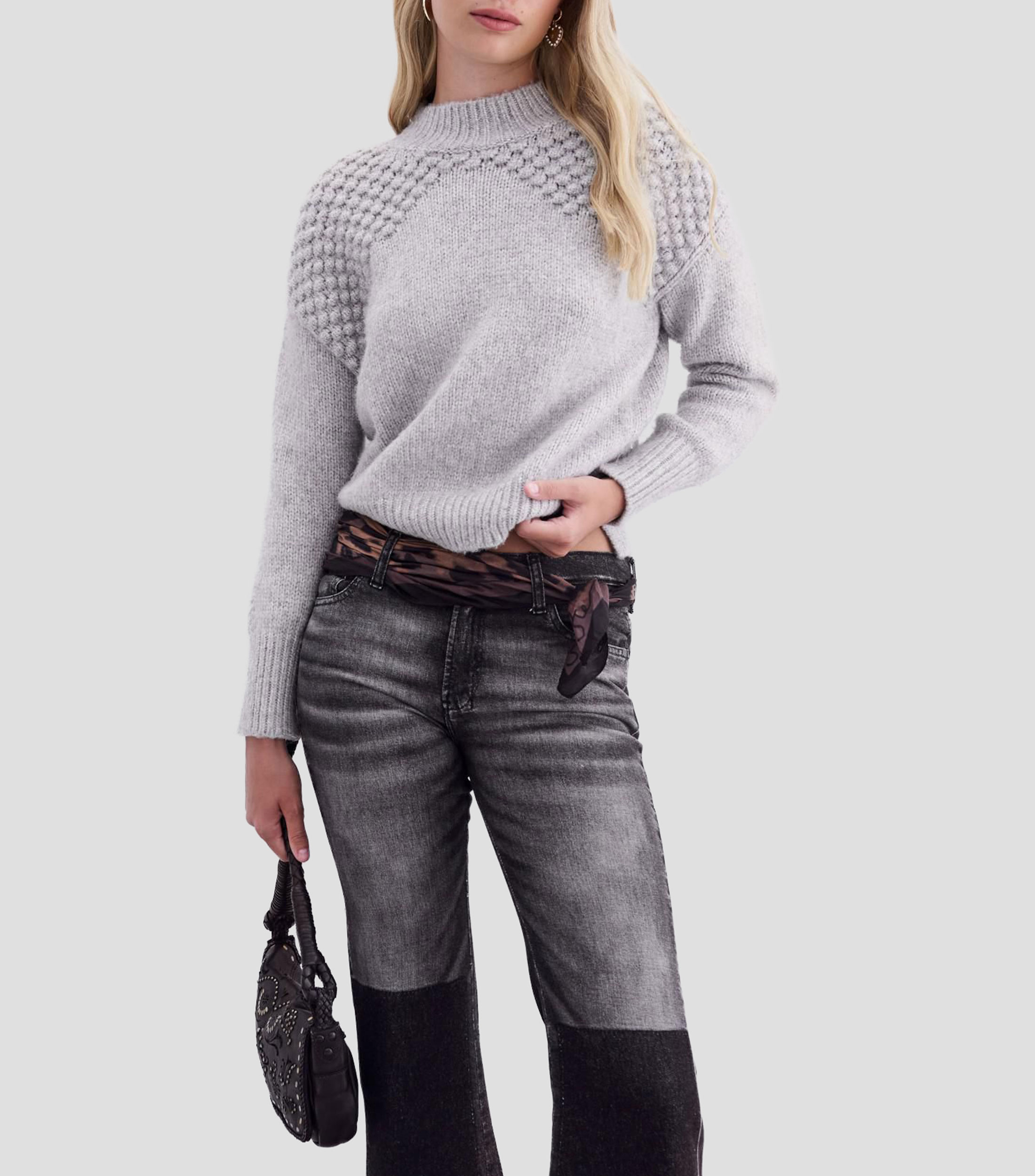 Suéter cuello redondo Mujer