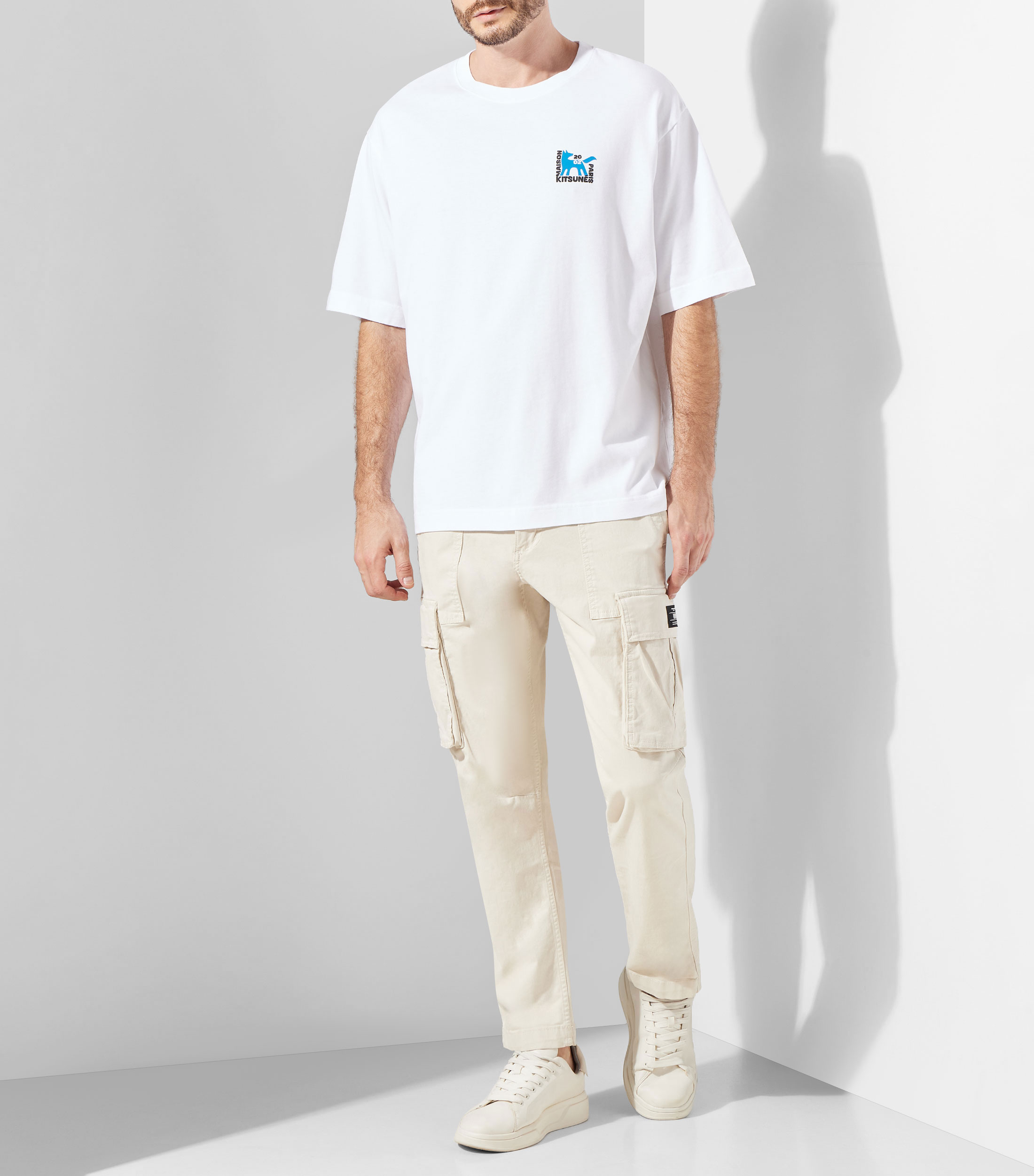 Playera cuello redondo manga corta con estampado Hombre