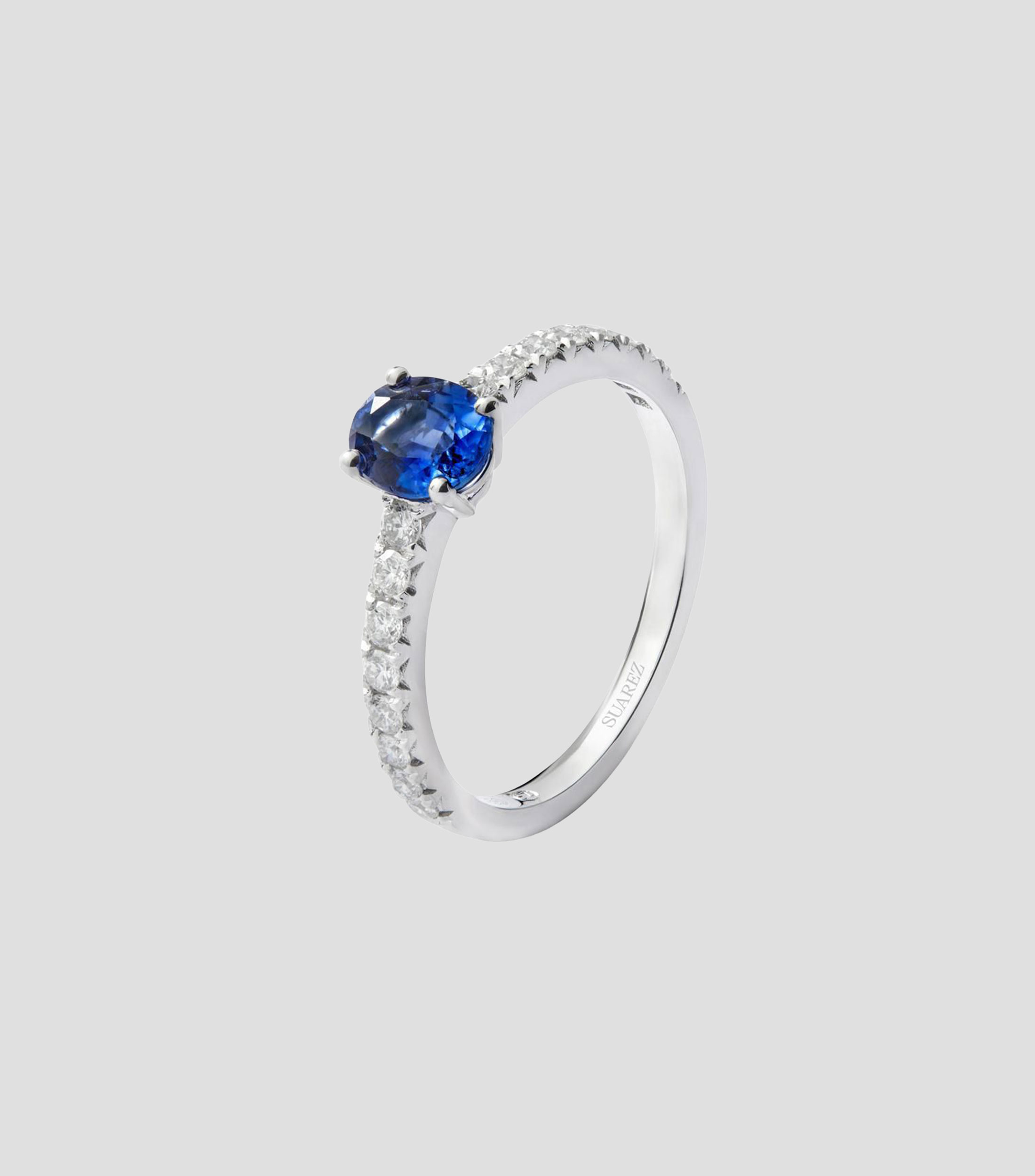Anillo en Oro blanco de 18 Kilates Big Three con zafiro y diamantes Mujer