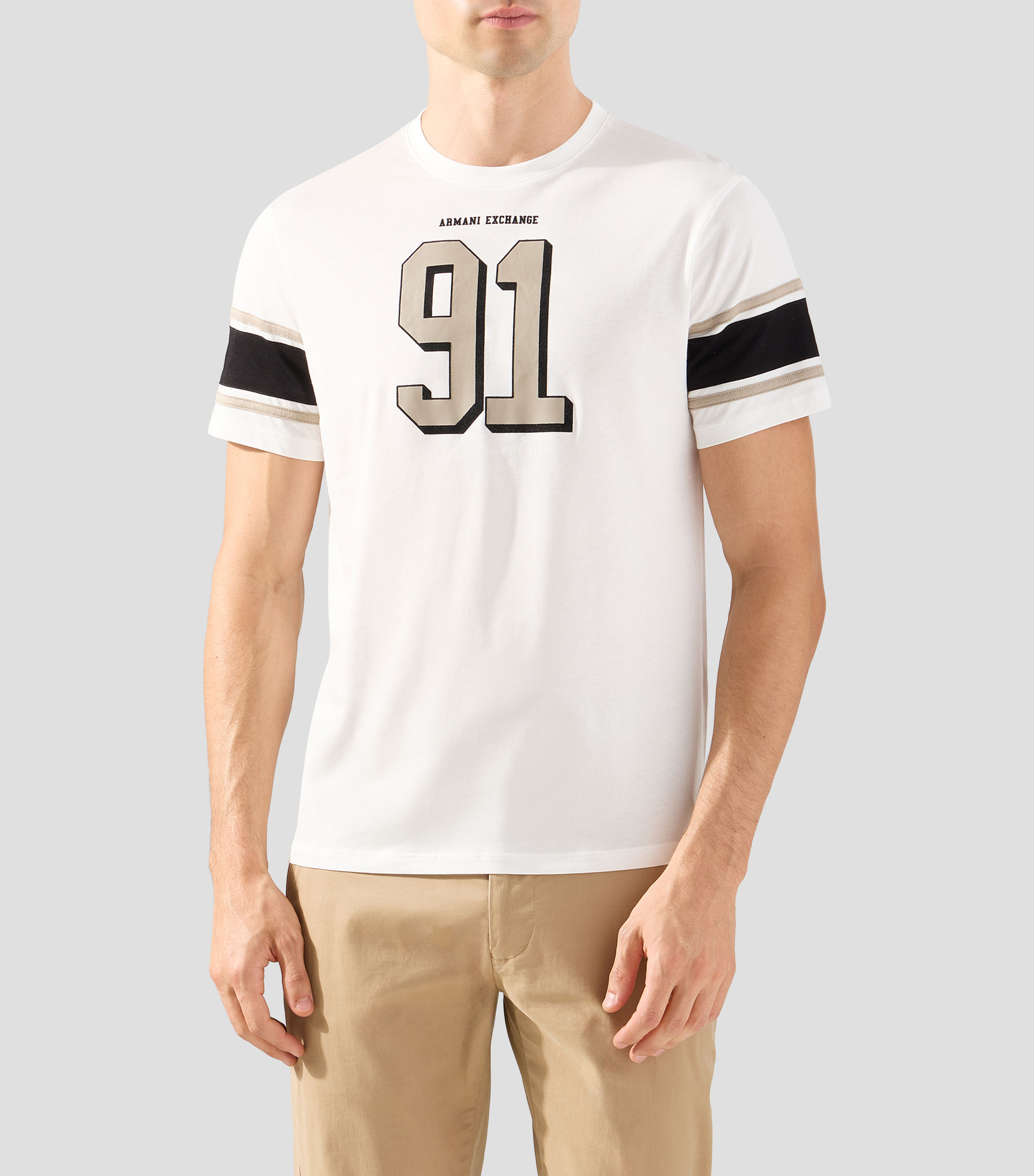 Playera cuello redondo manga corta estampada Hombre