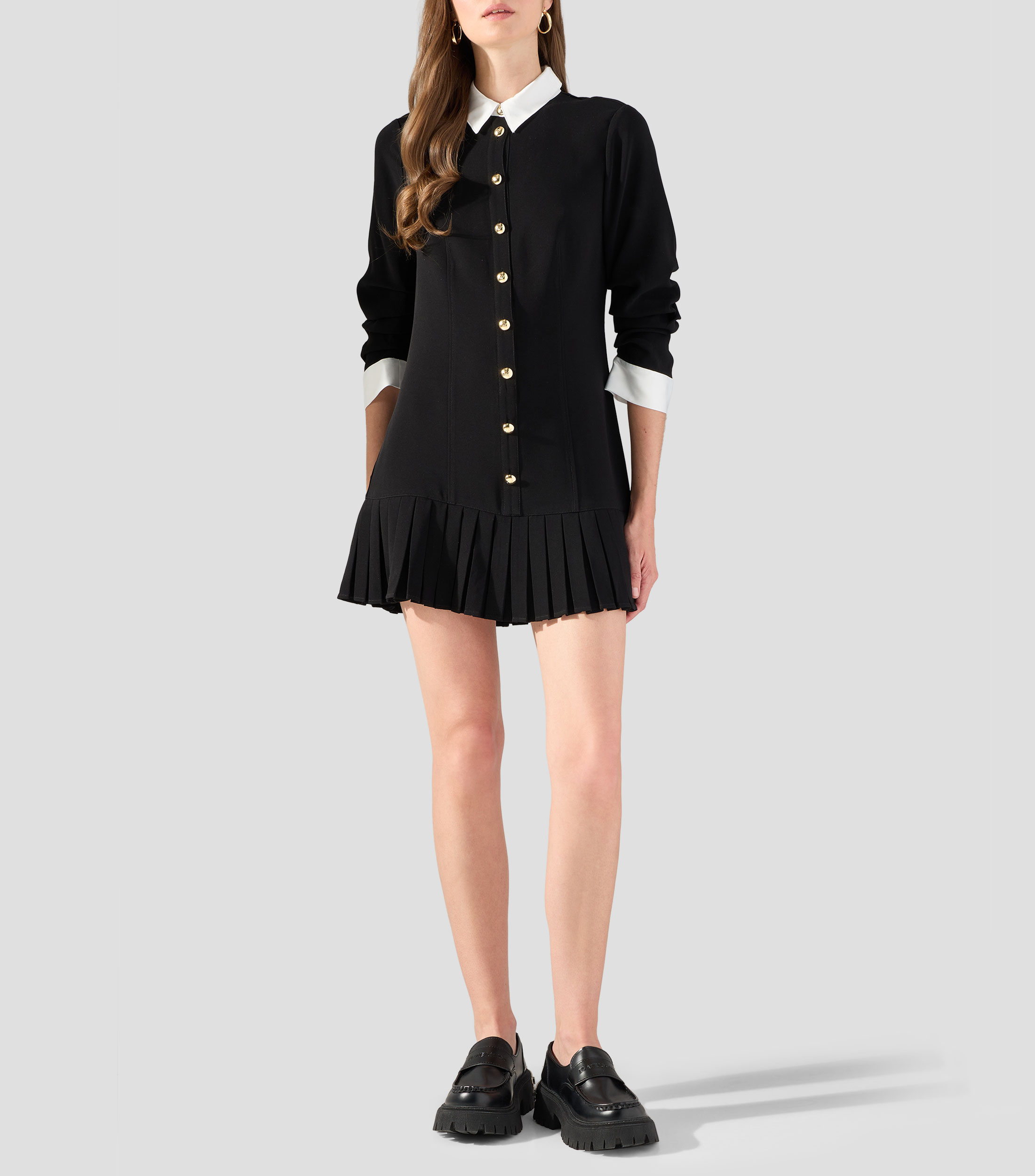 Vestido corto liso Mujer