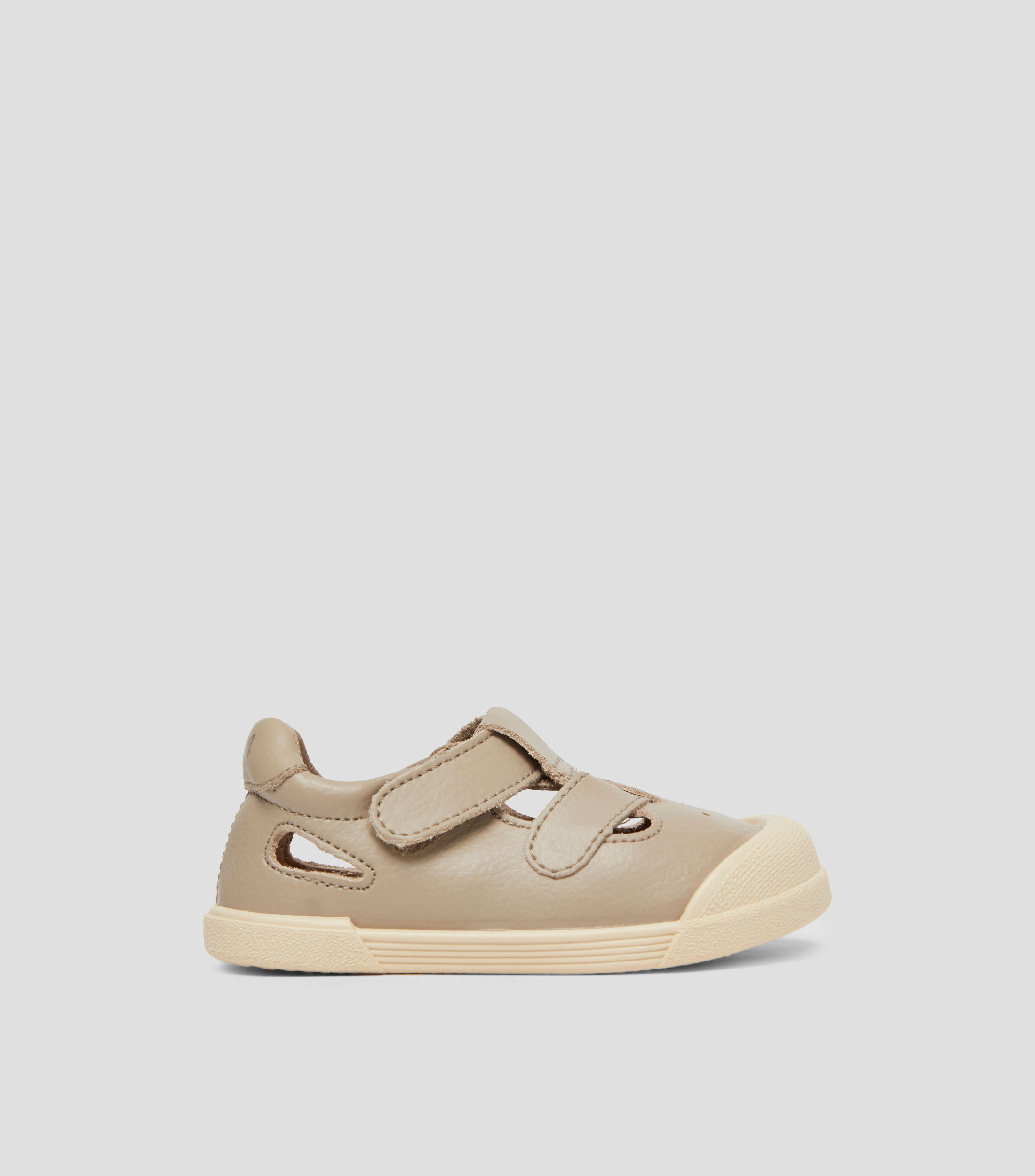 Sandalias planas en piel Niño