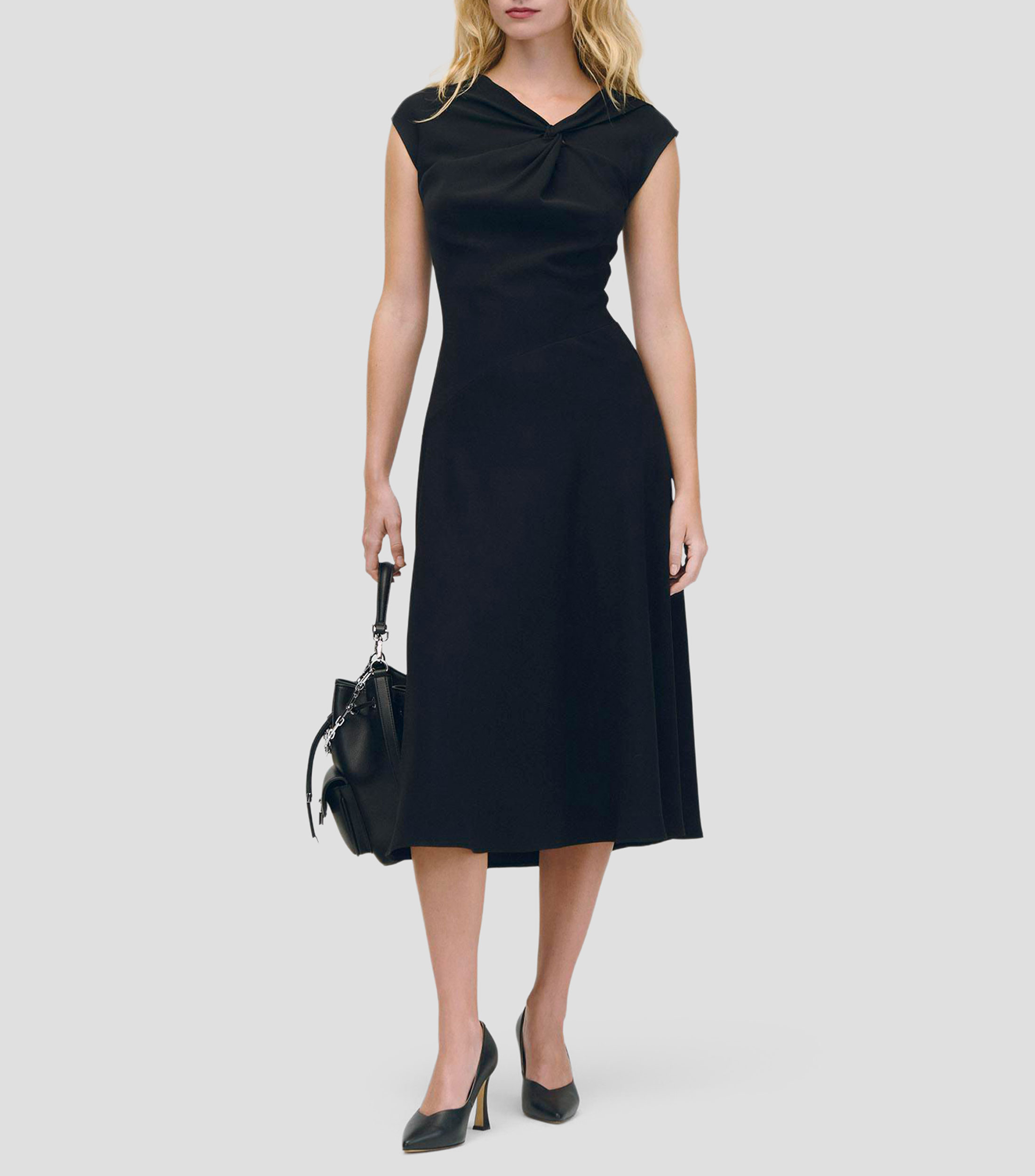 Vestido midi fit and flare nudo en escote Mujer