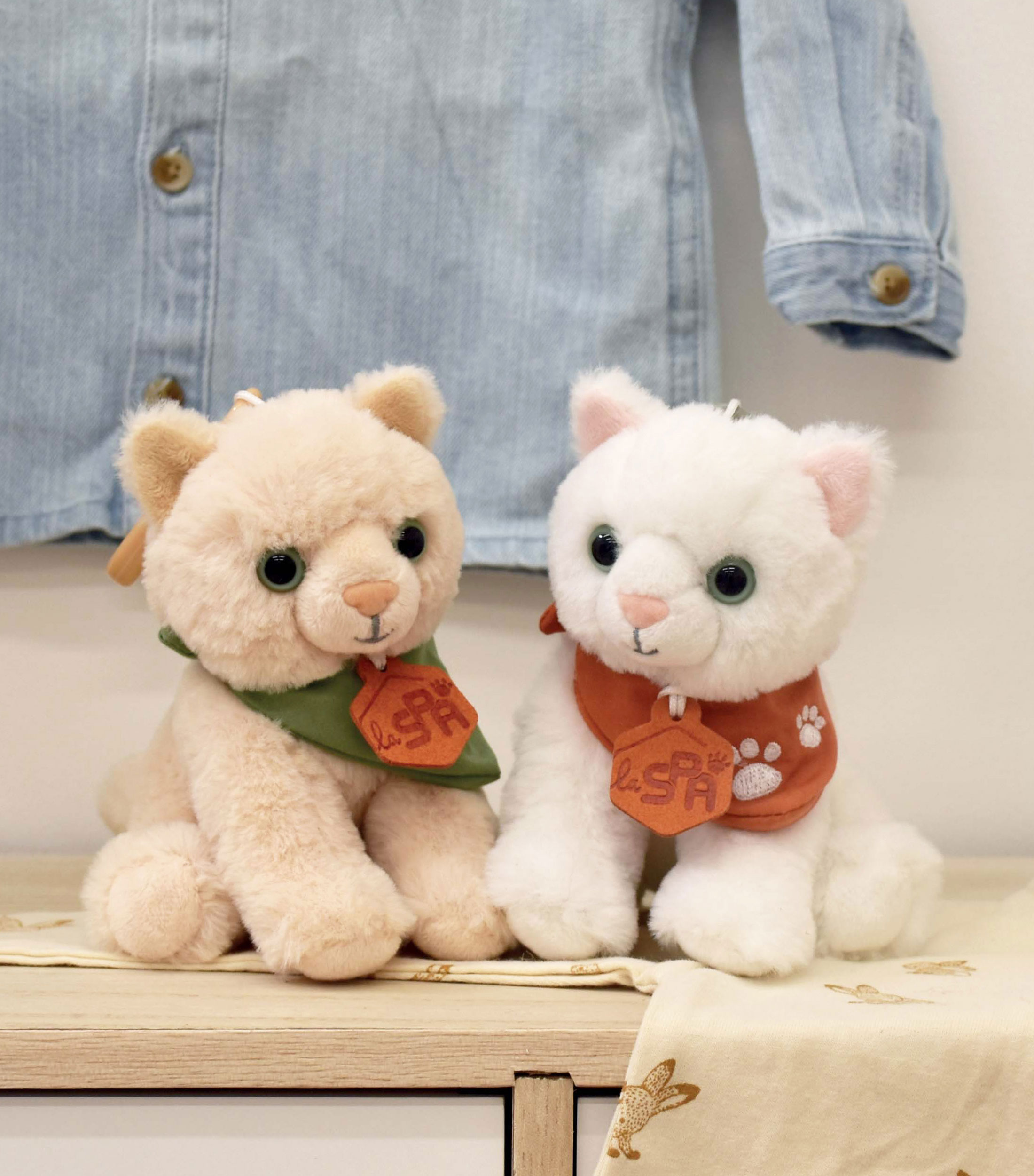 Gatito de Peluche blanco