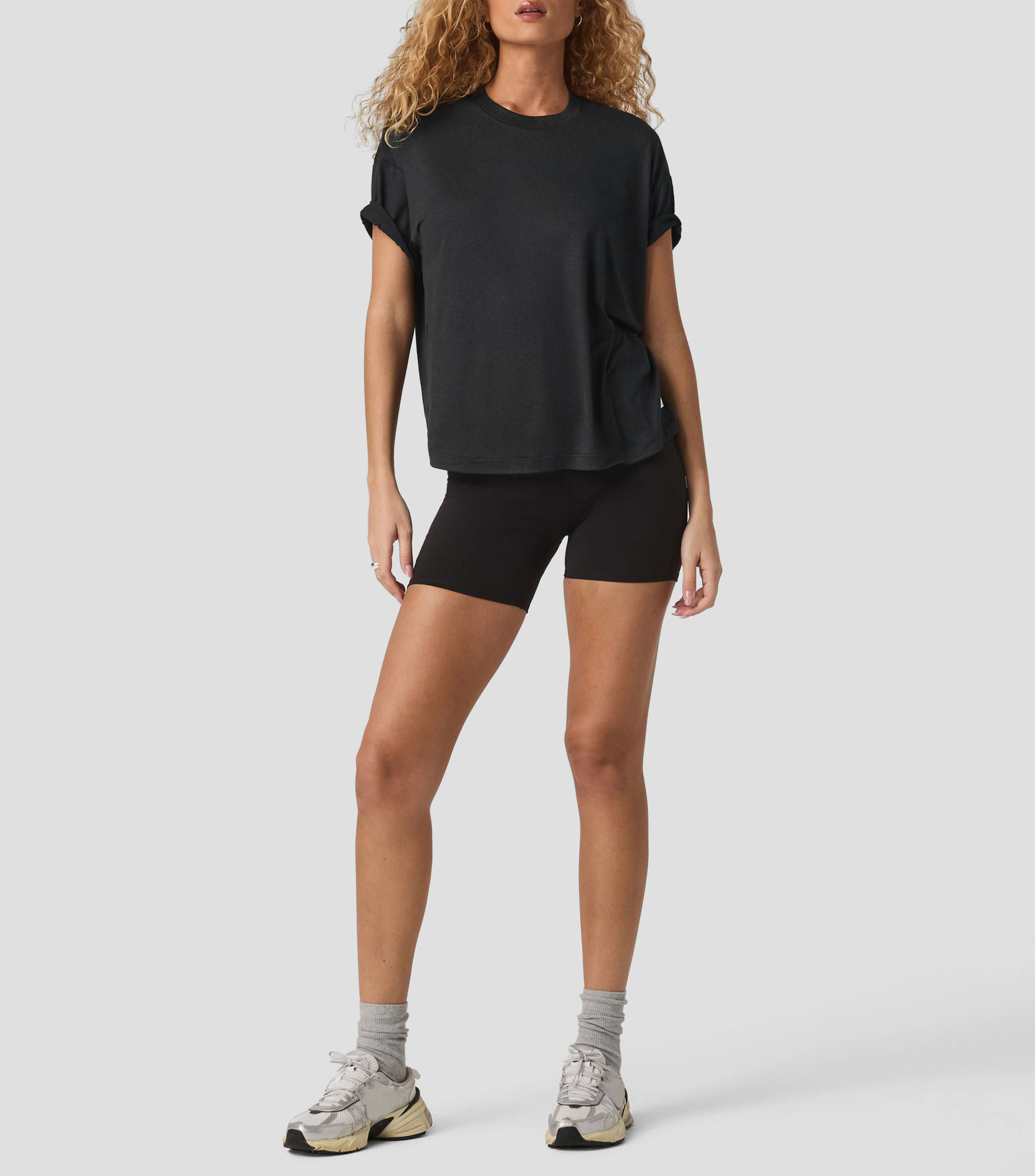 Playera para entrenamiento cuello redondo manga corta lisa Mujer