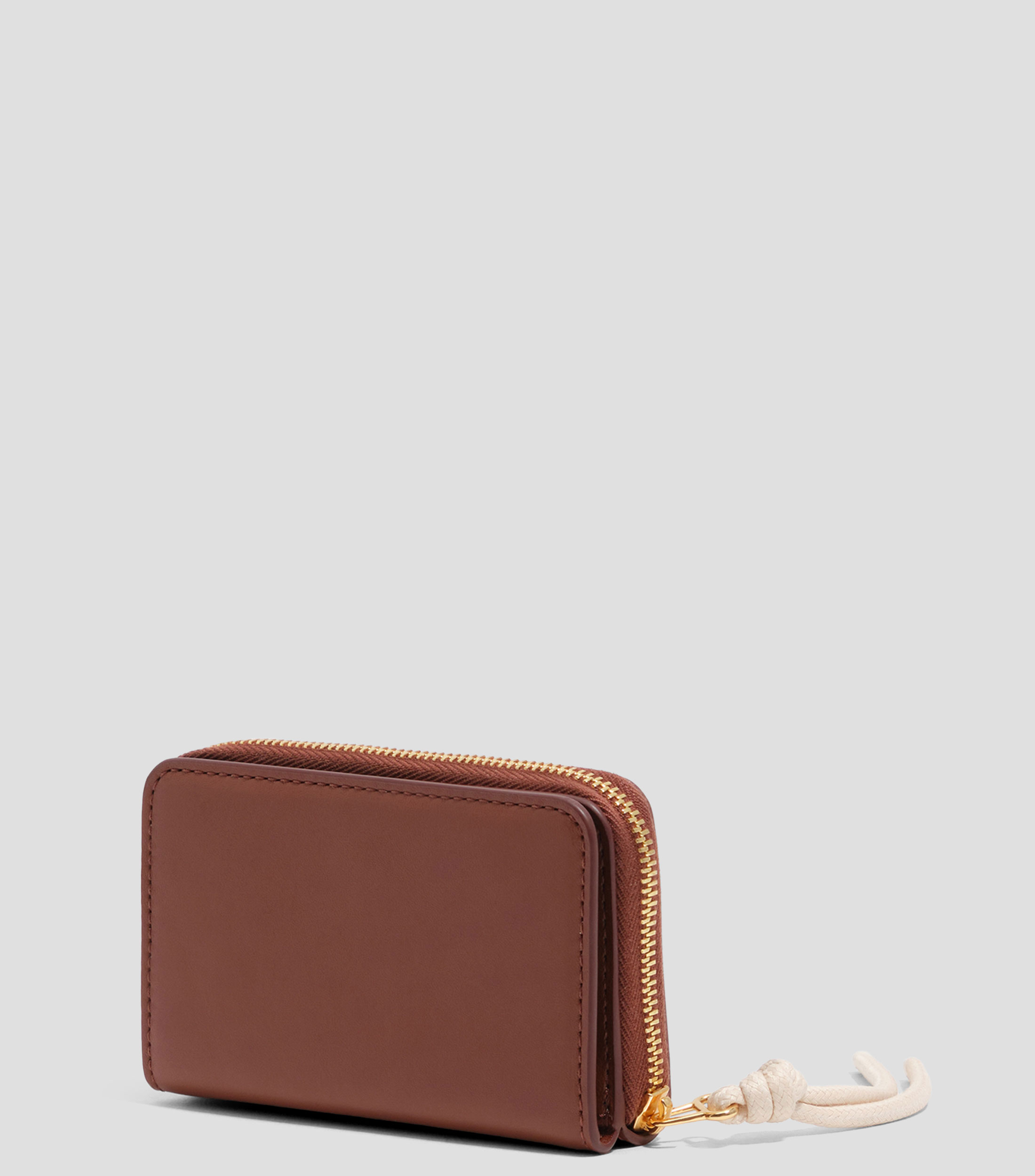 Cartera solapa pequeña piel nuez Mujer