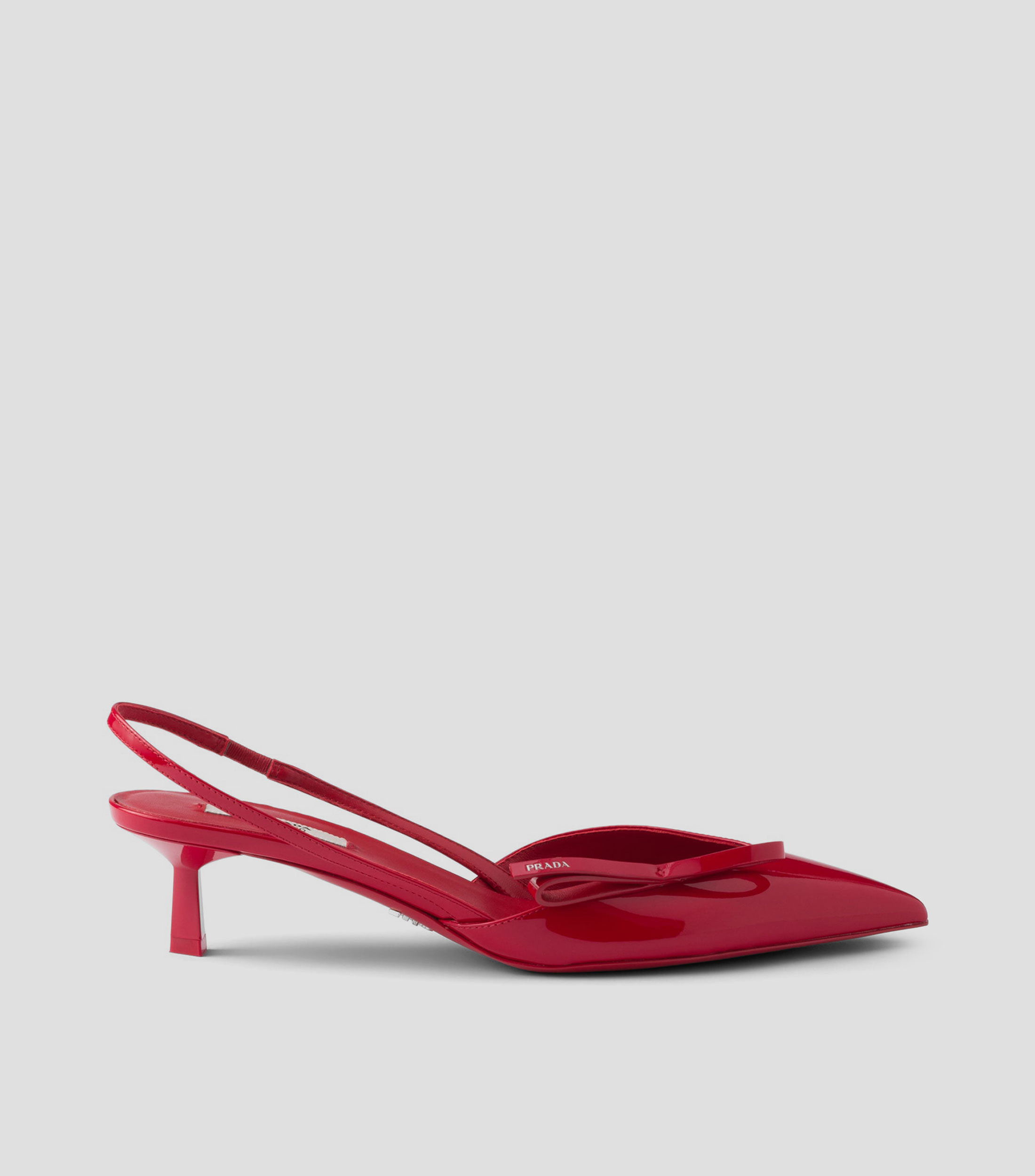Zapatillas en piel de tacón bajo ancho Mujer