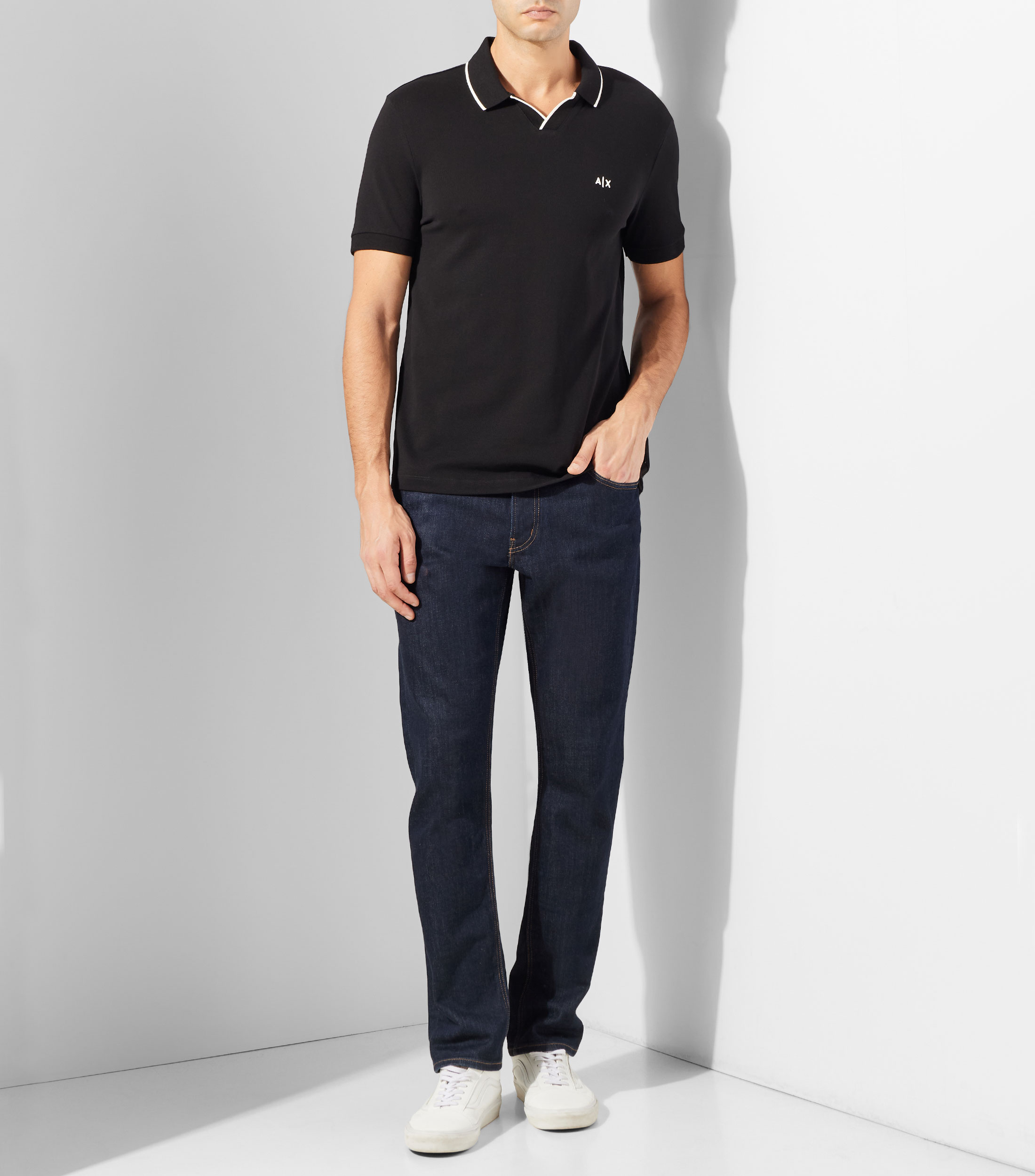 Playera tipo polo manga corta lisa Hombre