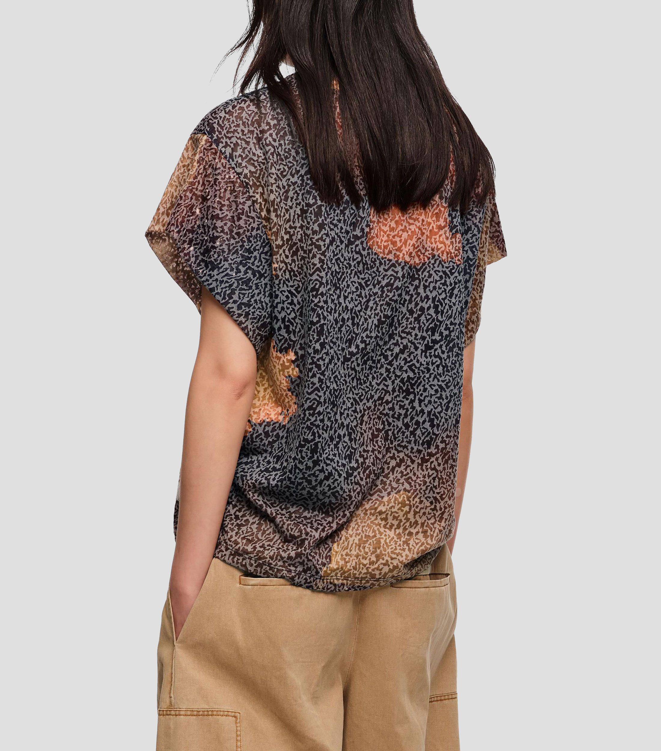 Playera cuello redondo manga corta estampada Mujer