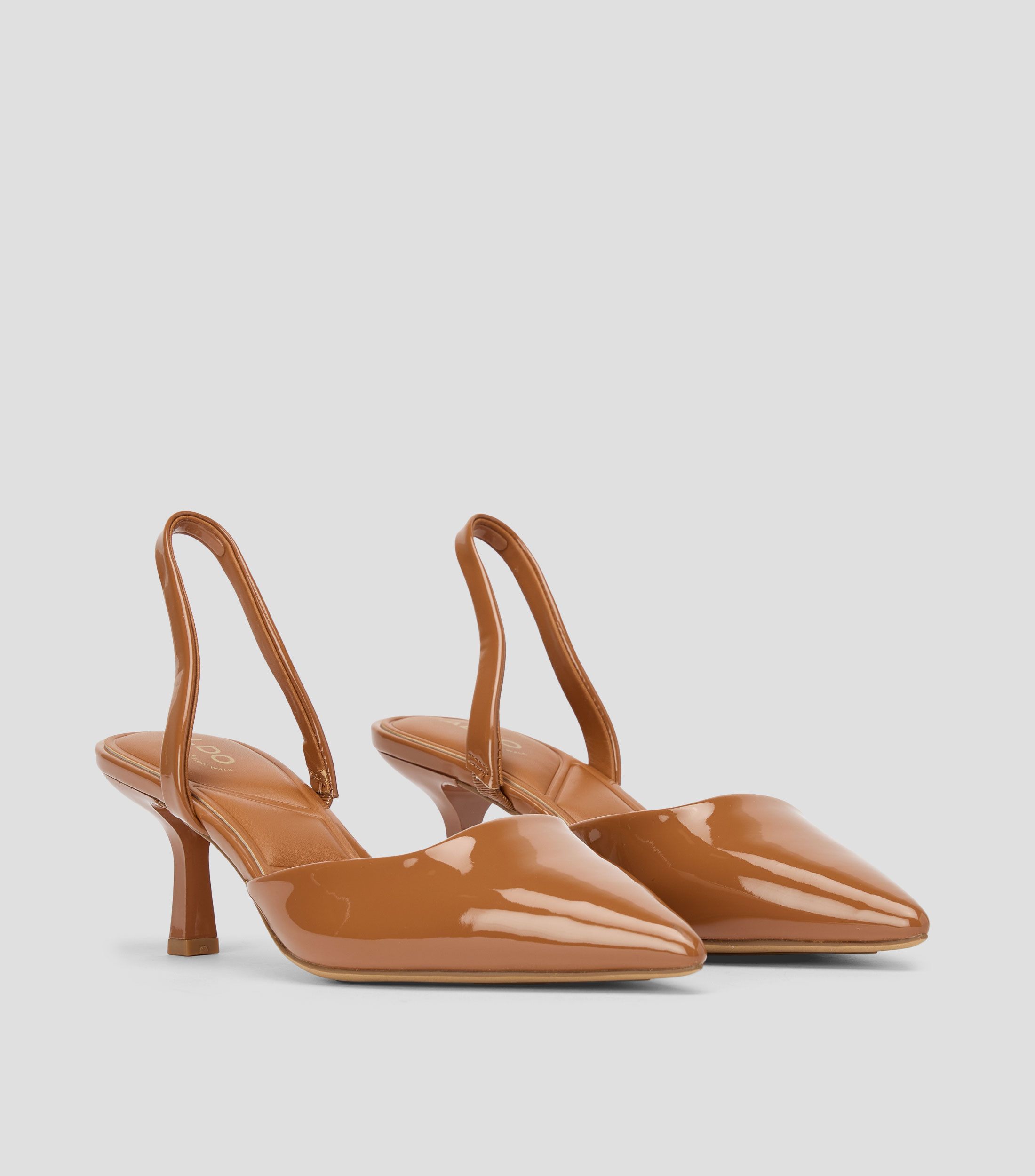 Zapatillas slingback tacón mediano de aguja Gavedessi Mujer