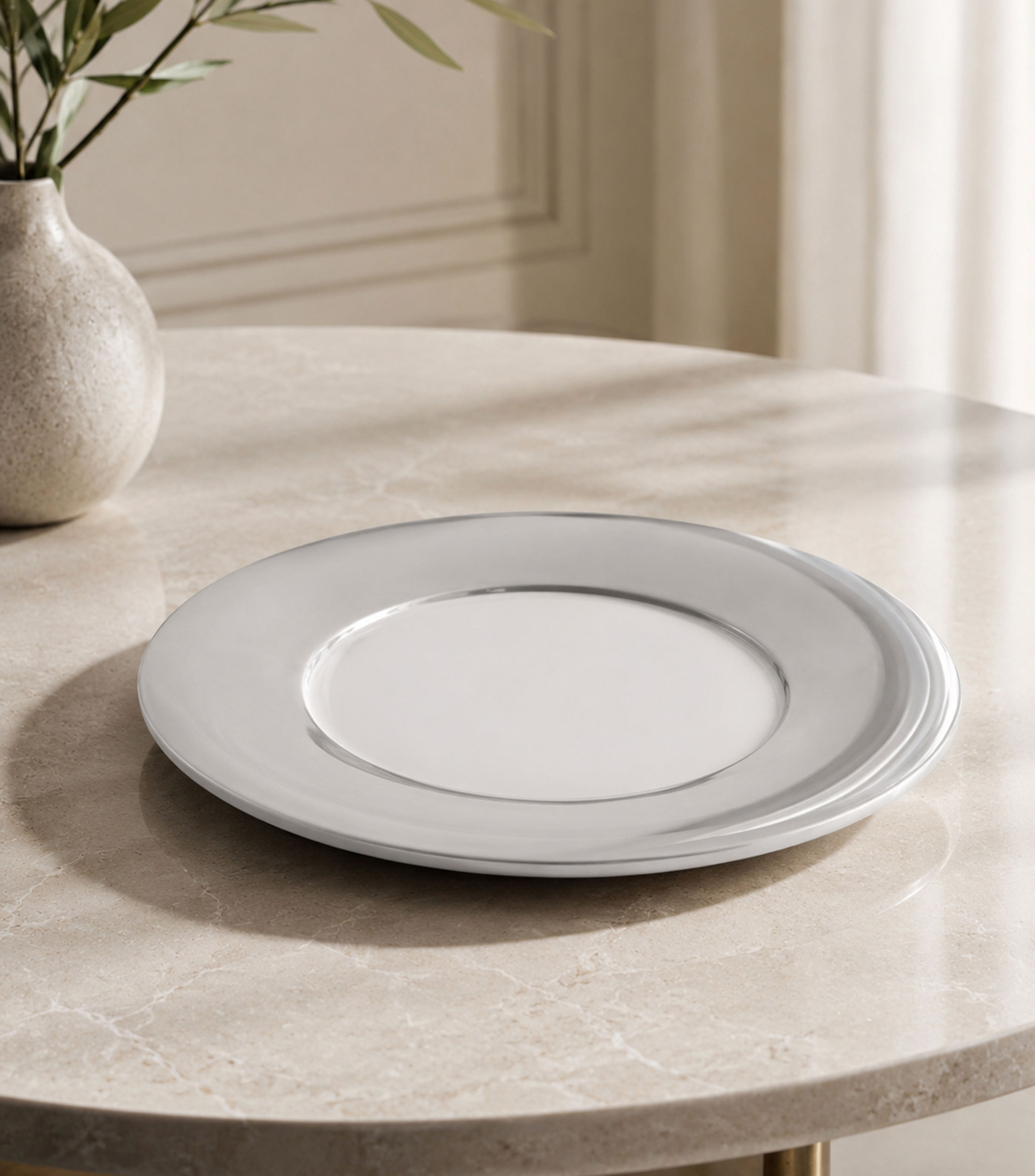 Plato de presentación Domo Platinum en porcelana y platino