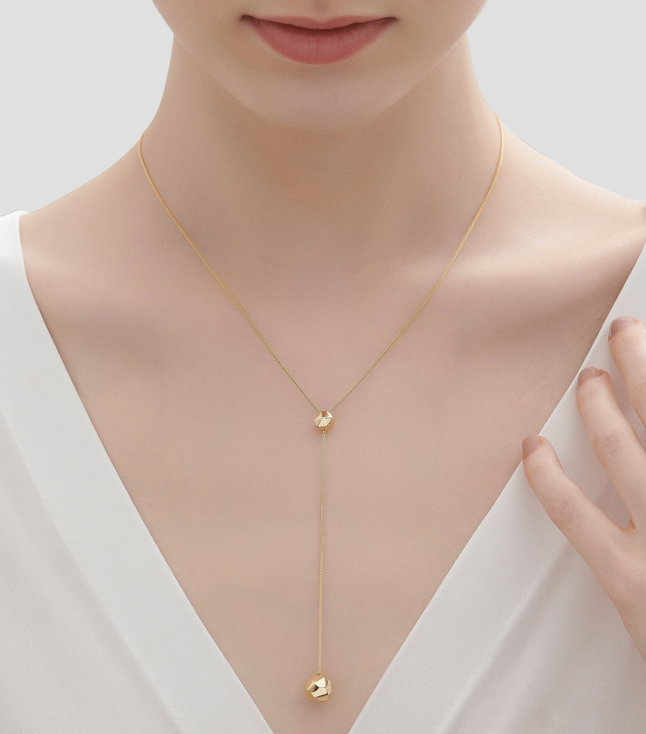 Dije con cadena en oro de 18 kilates Copernicus Mujer