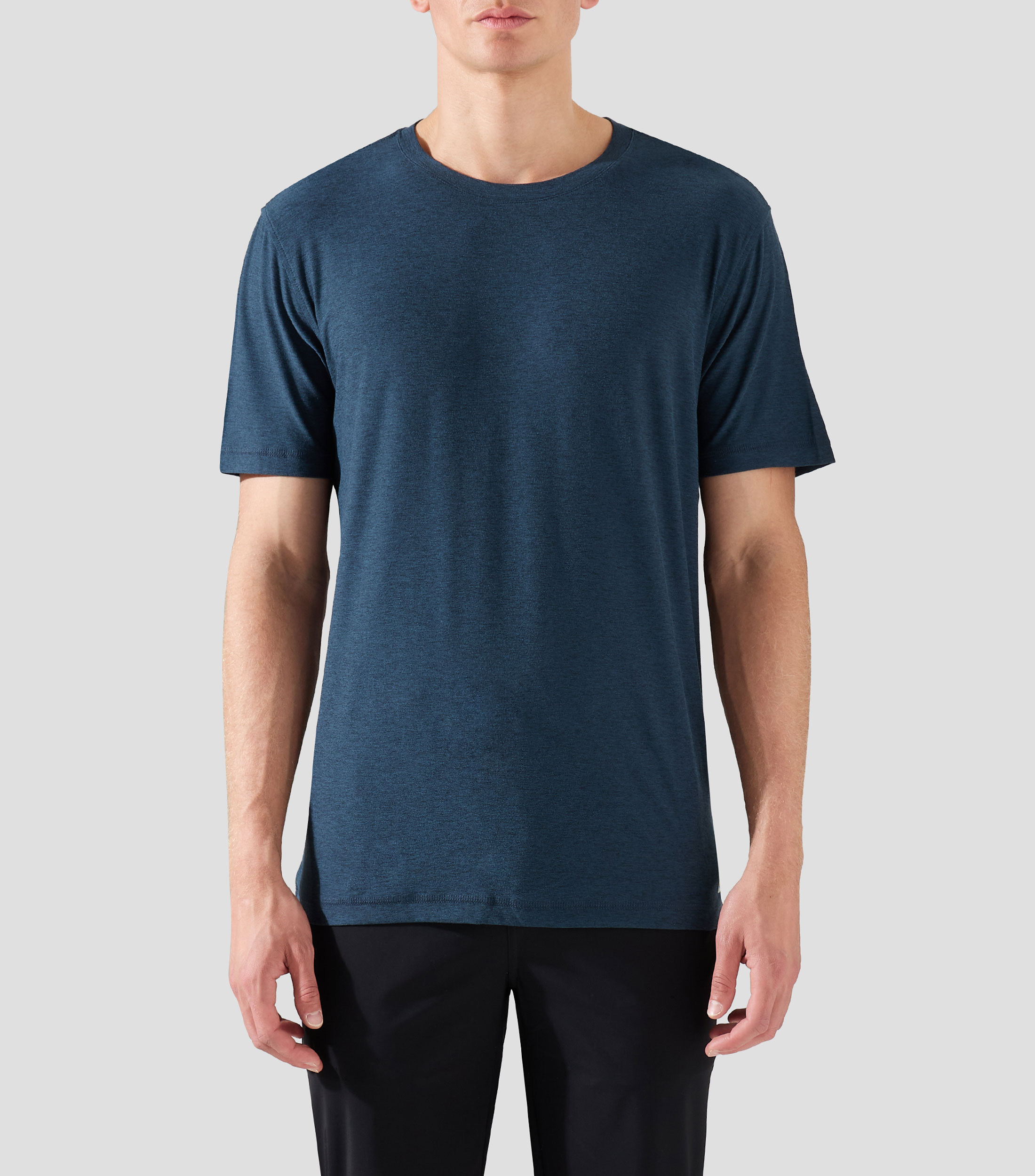 Playera de cuello redondo con manga corta Hombre