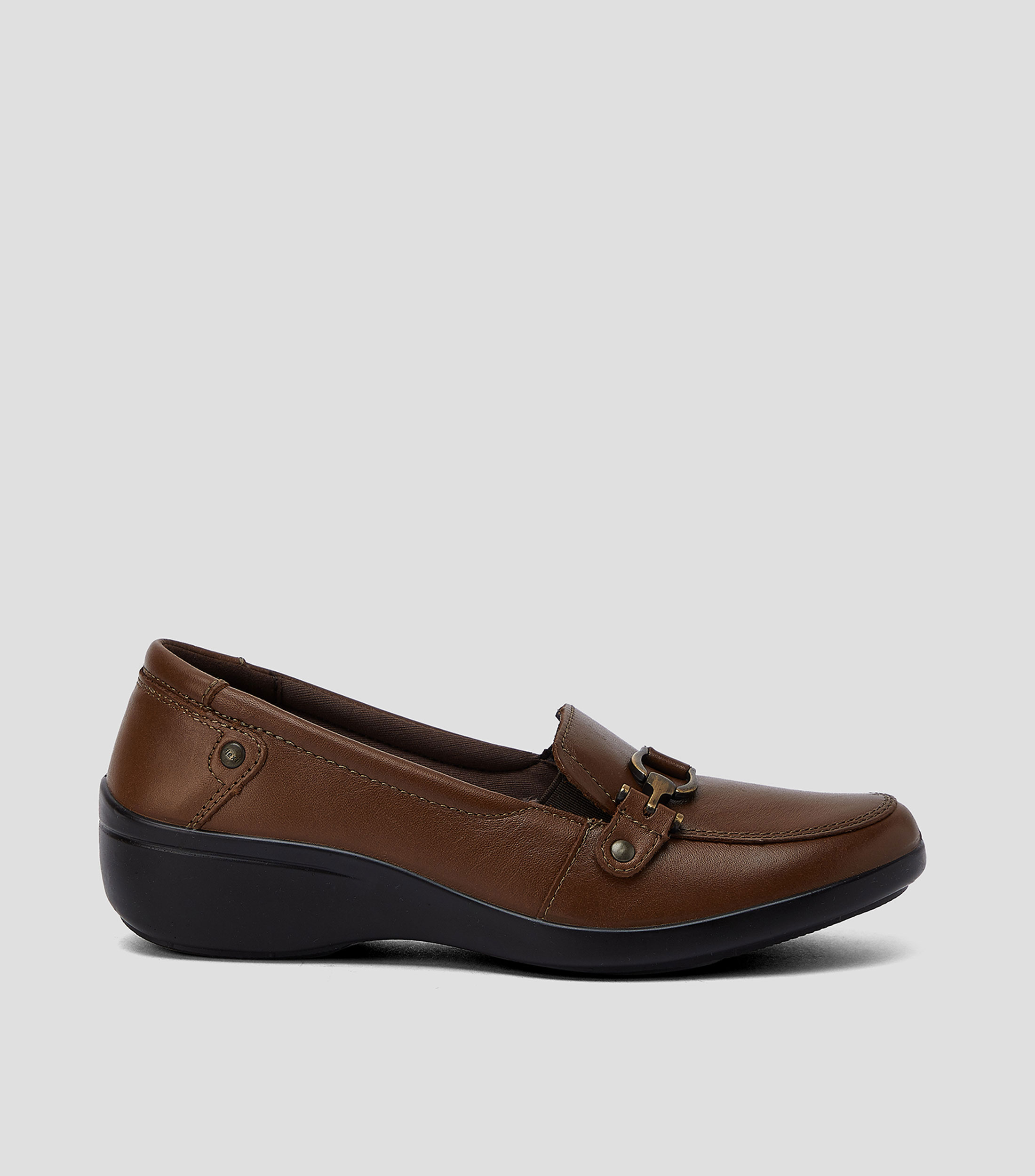 Mocasines Kari negros con herraje Mujer