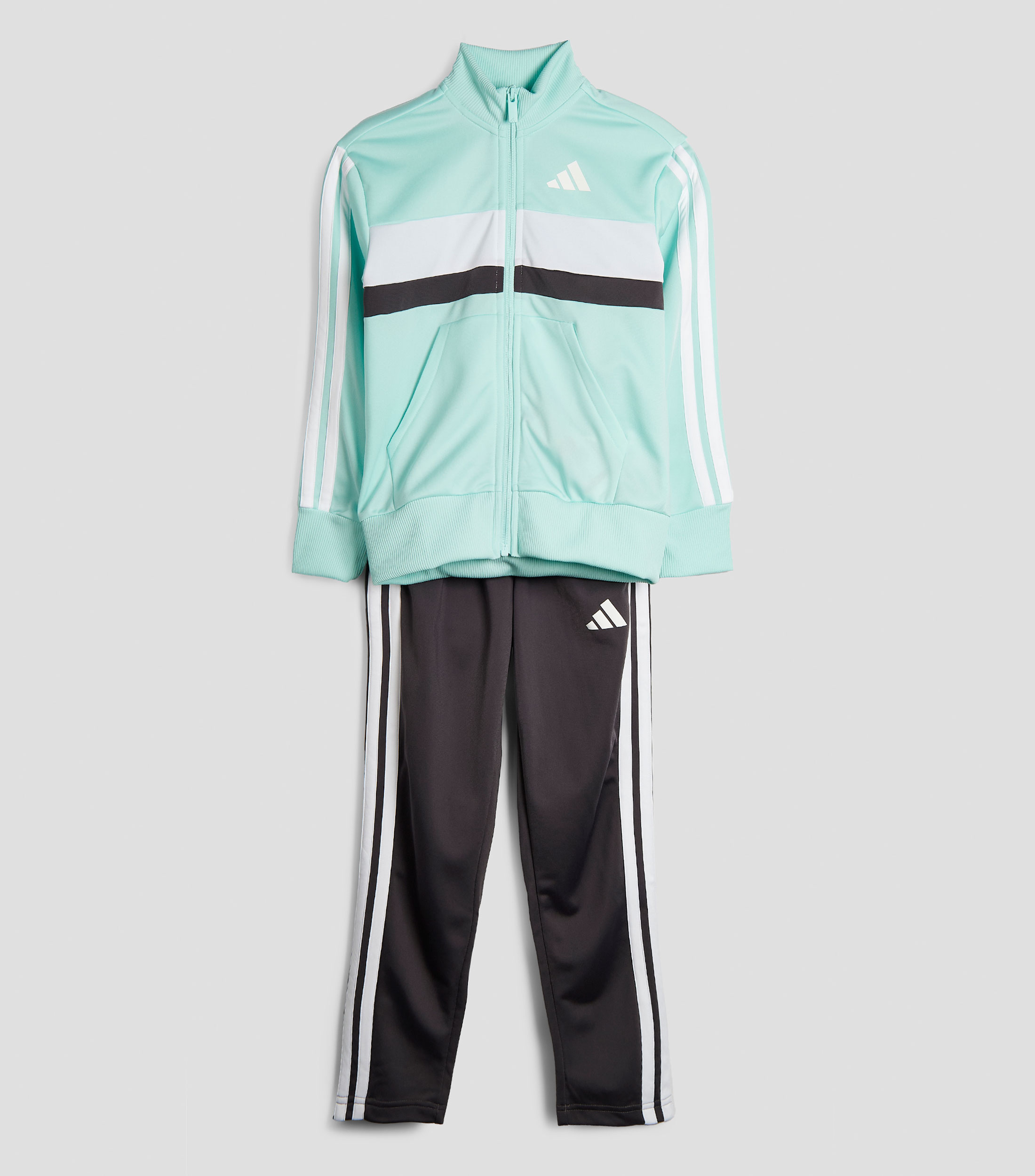 Outlet Online · ADIDAS El Palacio de Hierro