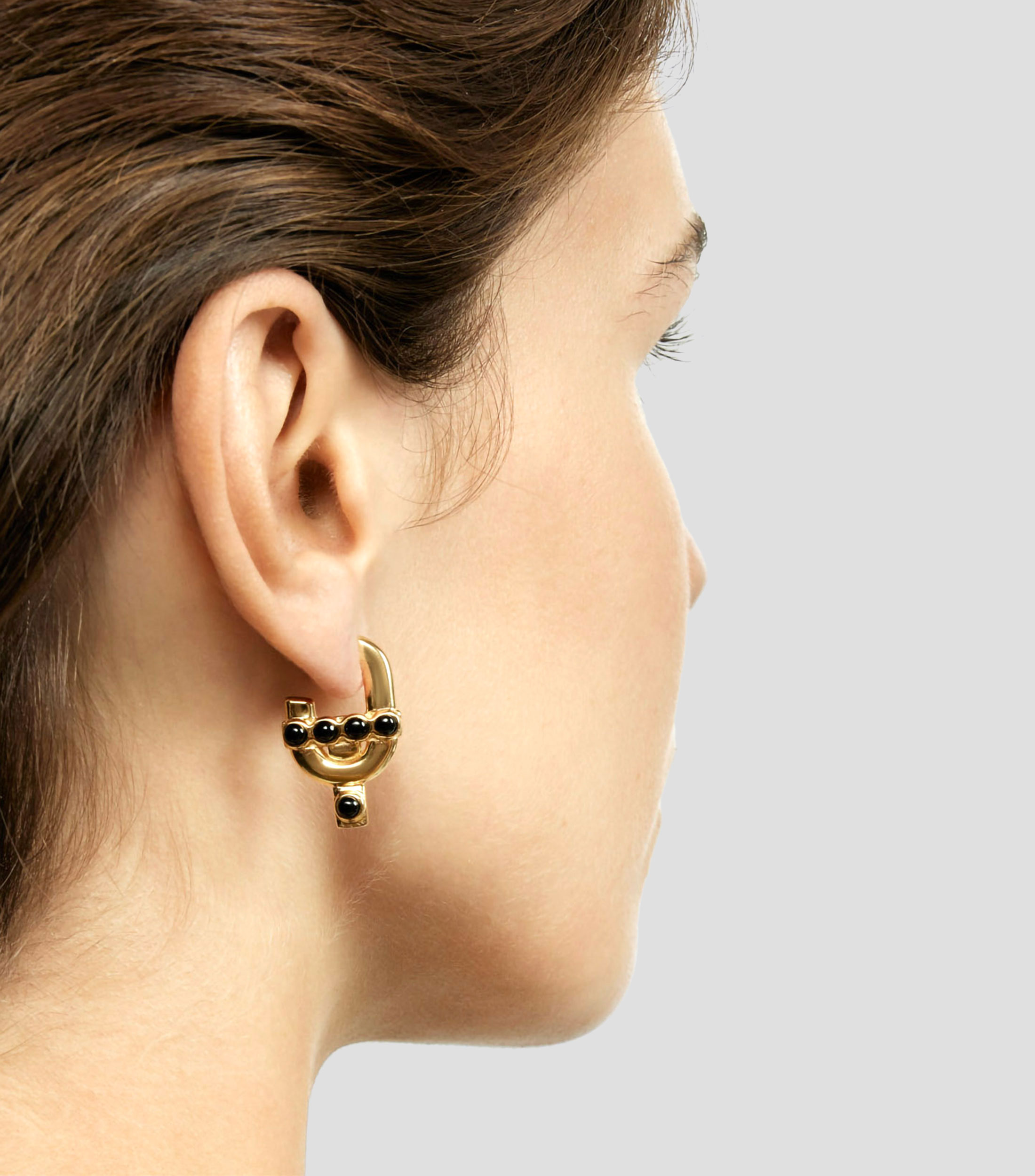 Aretes con ónix Manifesto Mujer