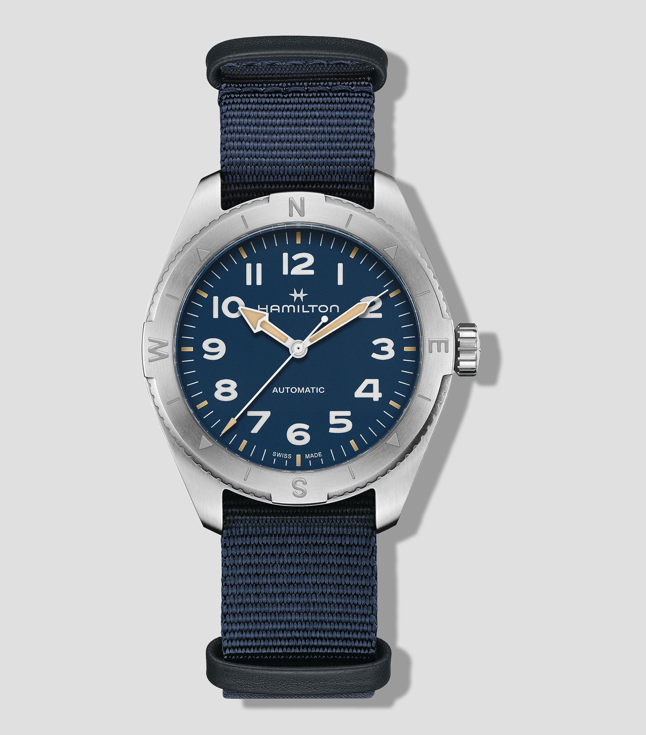 Reloj Unisex Khaki Field casual plateado, azul