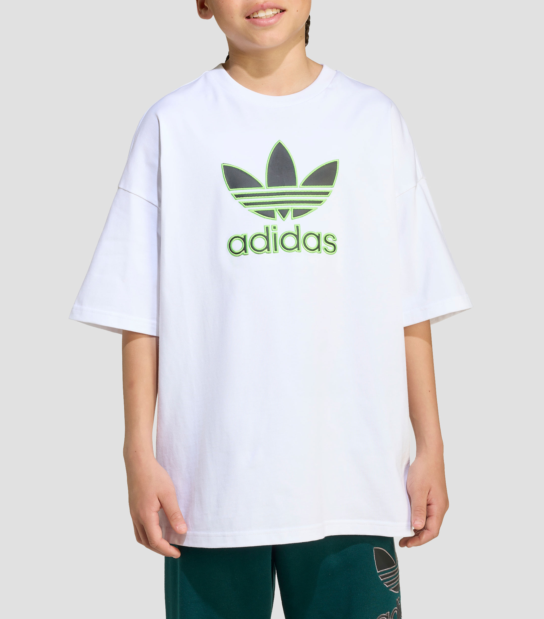 Playera cuello redondo manga corta estampada Niño