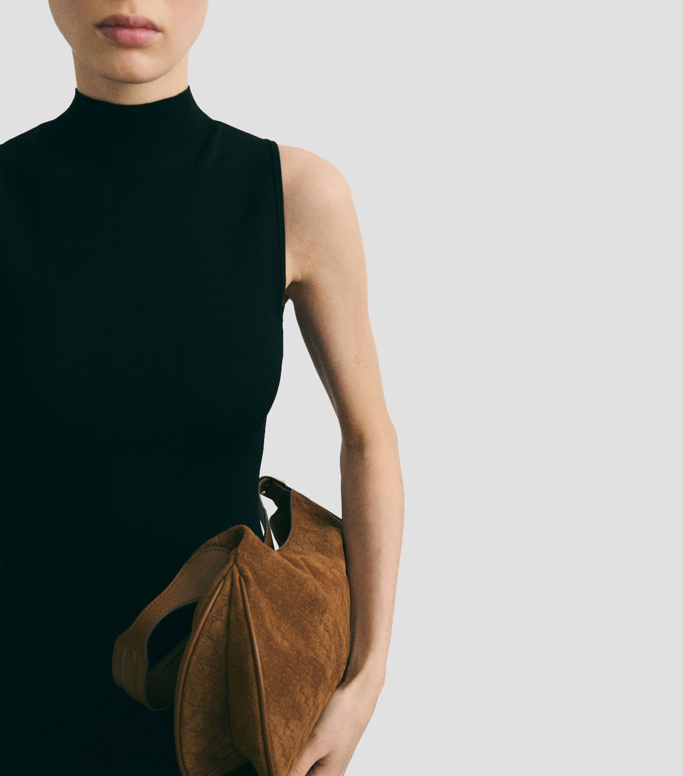 Bolsa shoulder en piel texturizada Mujer