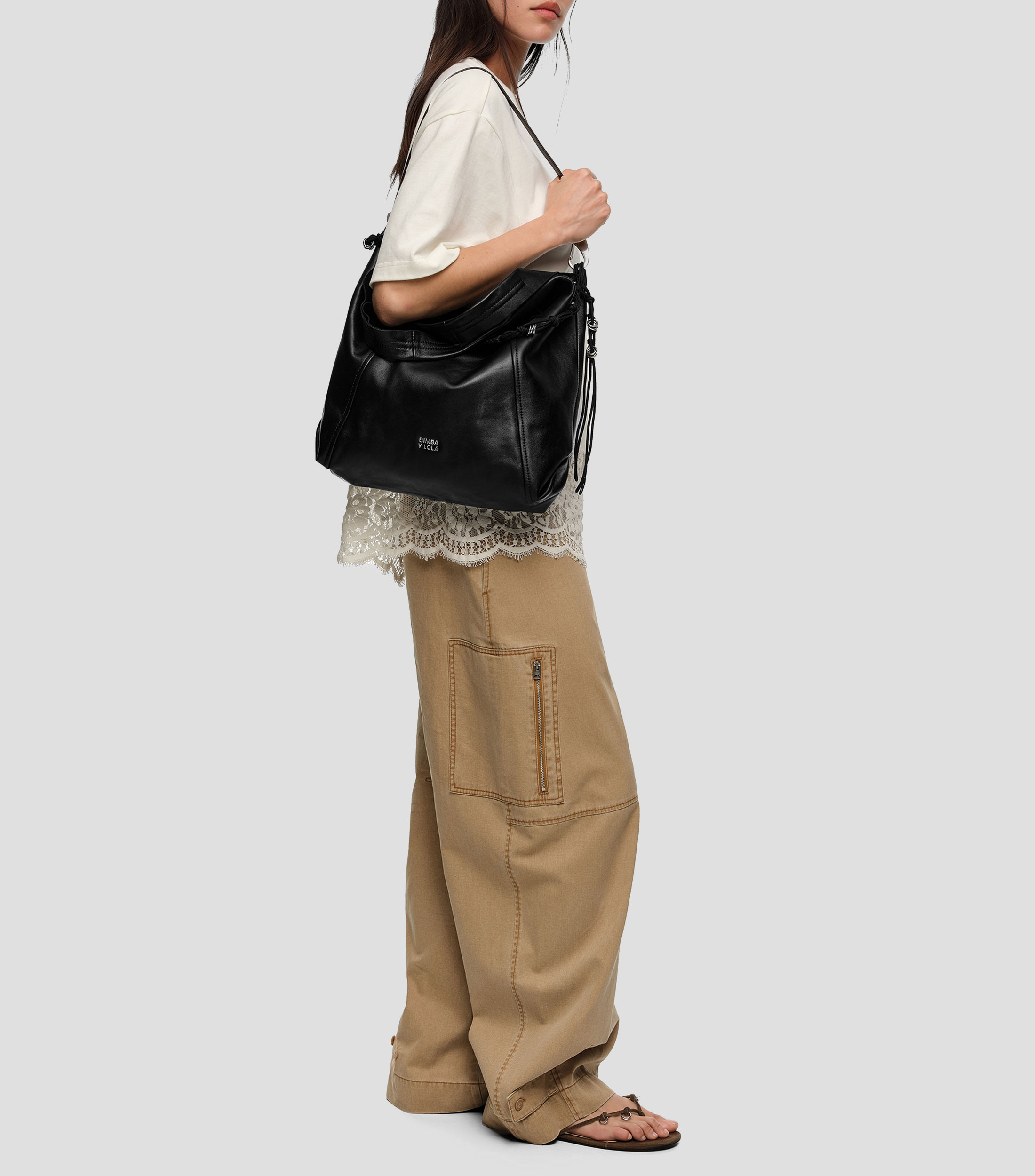Bolsa Hobo en piel lisa Mujer