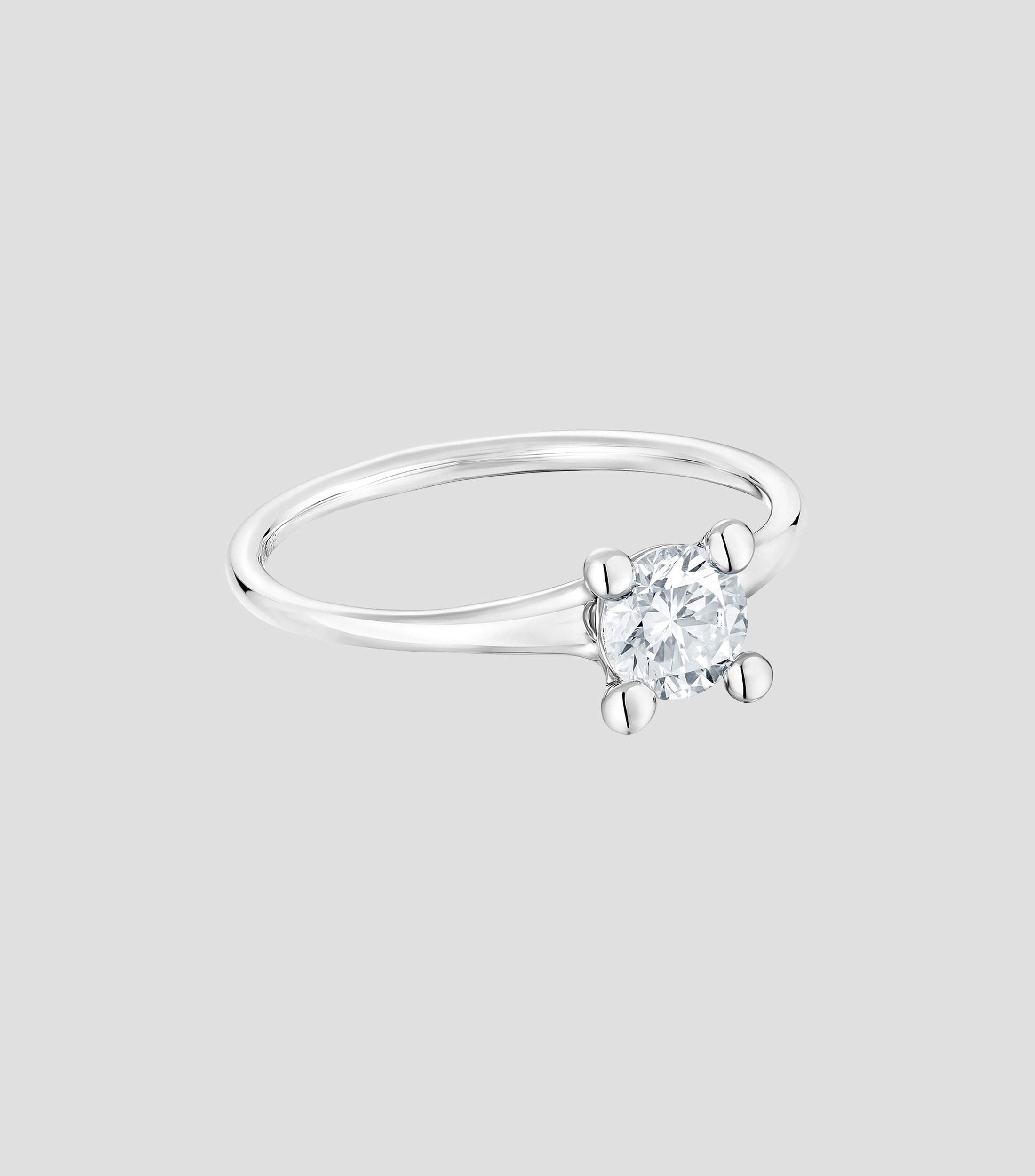 Anillo Solitario con Incrustacion Mujer