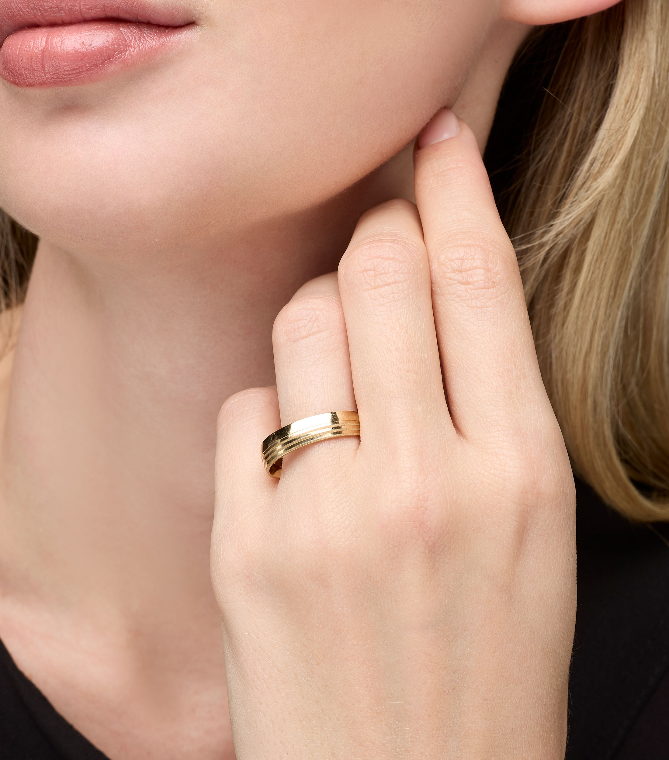 Anillo en oro amarillo de 14 kilates Mujer