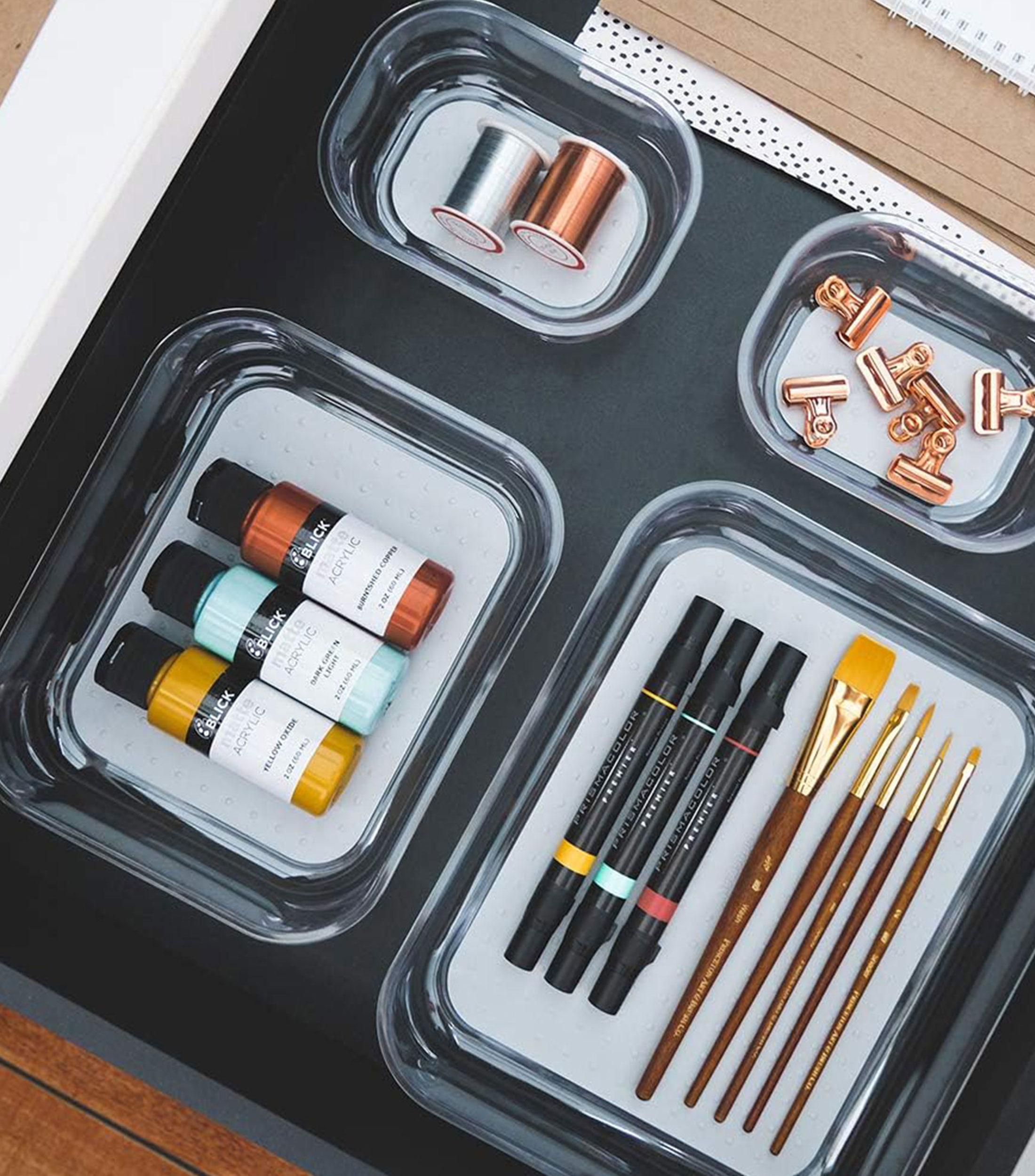 Organizador con agarre suave transparente