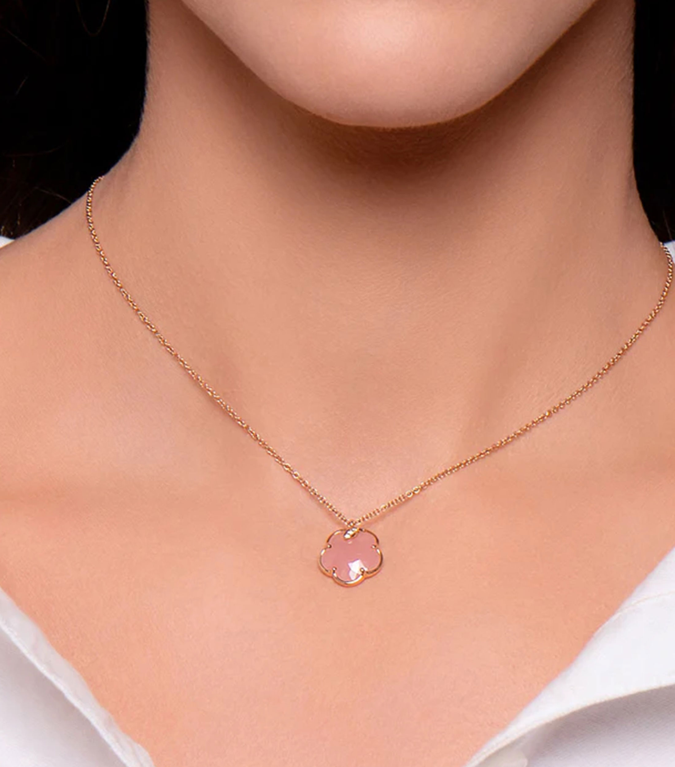 Dije en oro rosa de 18 Kilates Joli Mujer