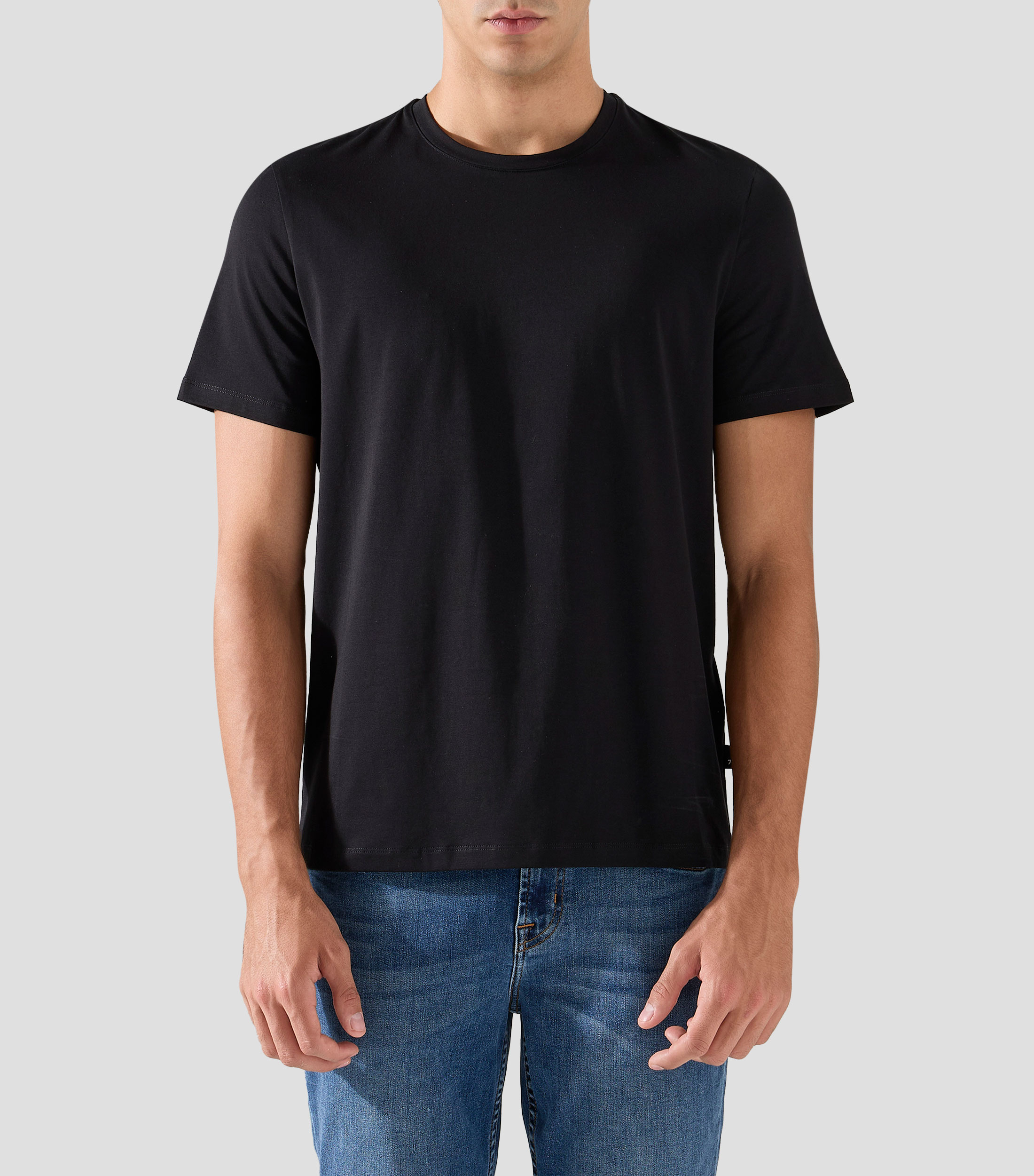 Playera de cuello redondo con manga corta lisa Hombre