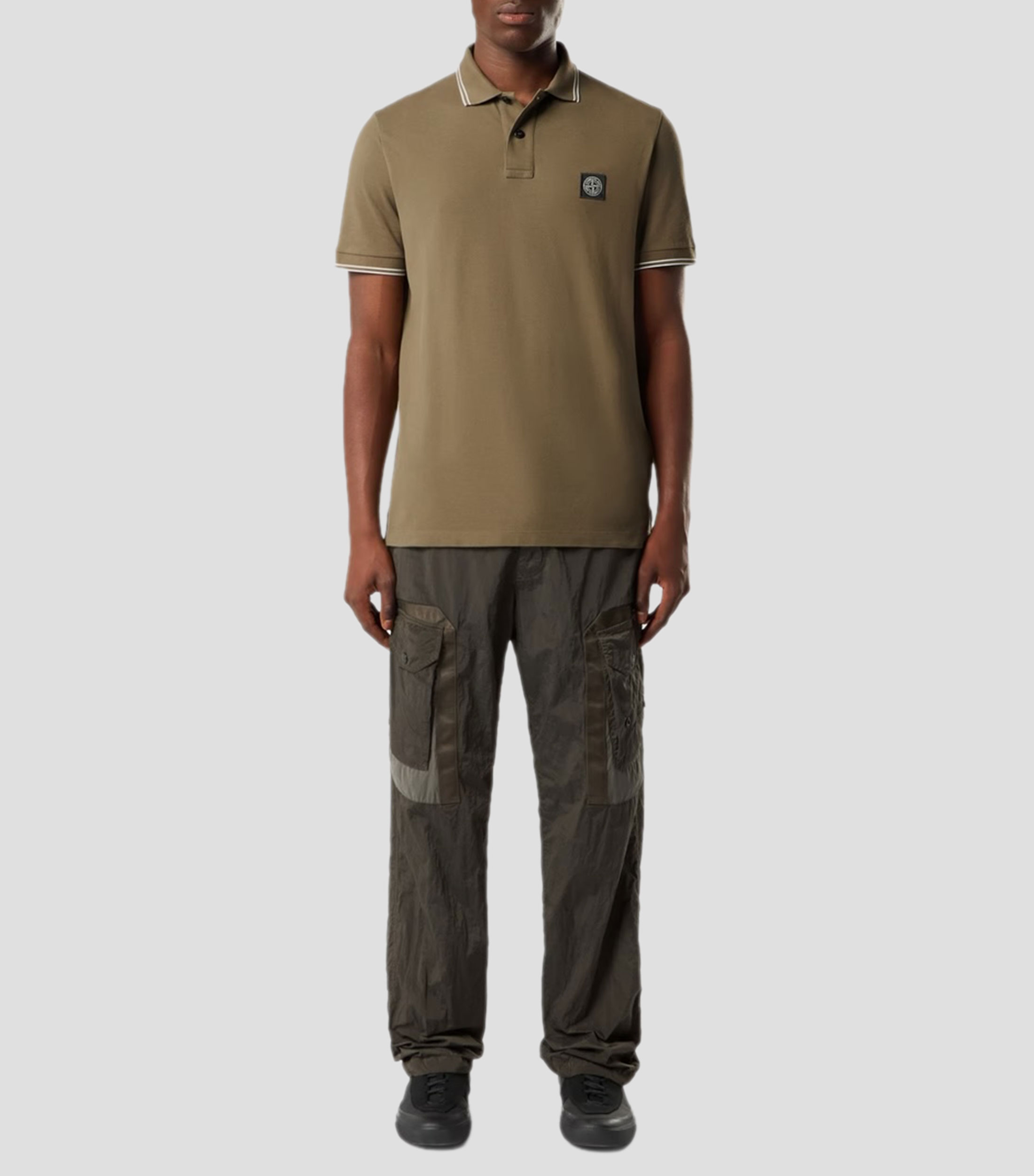 Playera tipo polo manga corta lisa Hombre