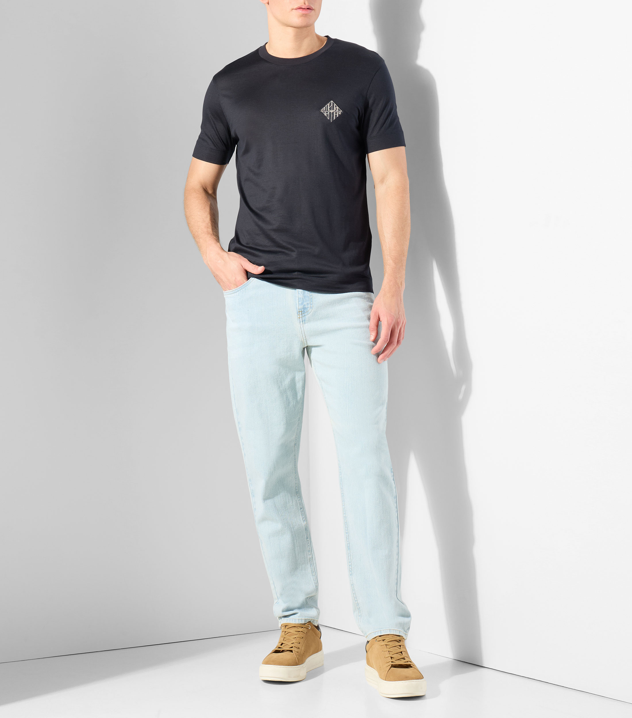 Playera de cuello redondo con manga corta lisa Hombre