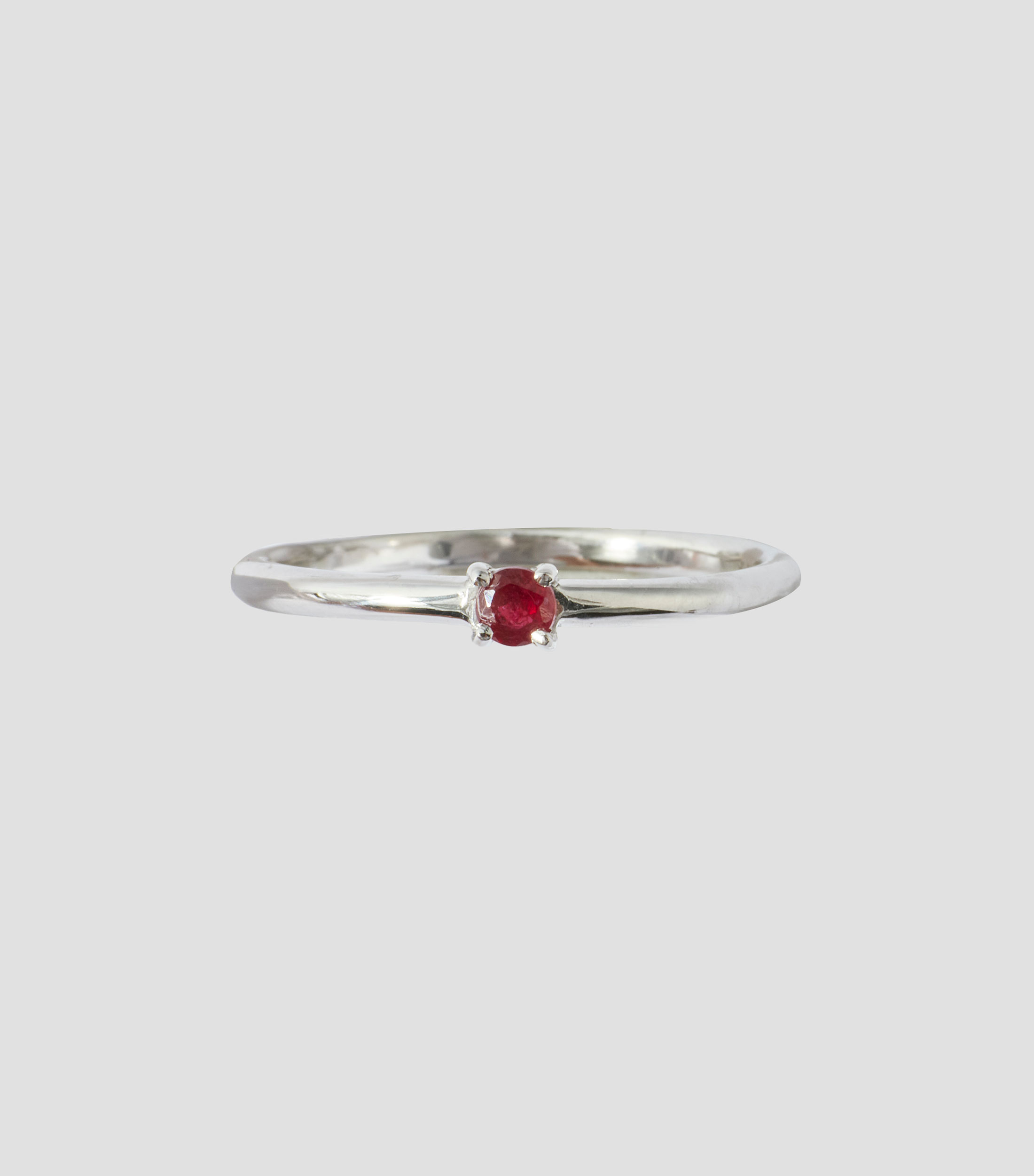 Anillo Promesa en Oro de 14 Kilates con Rubí Mujer