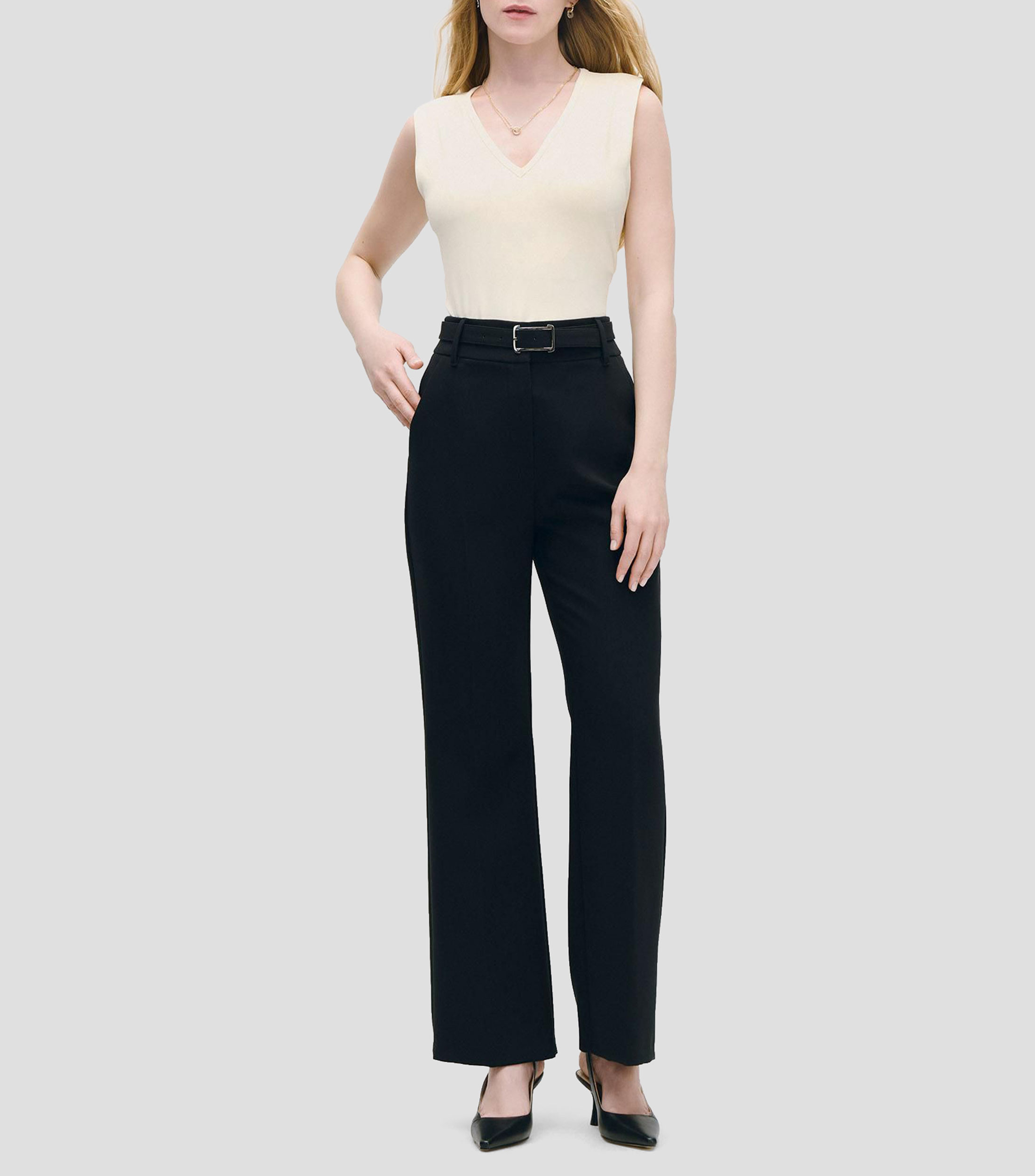 Blusa Crema De Punto Escote V Top Integrado Mujer