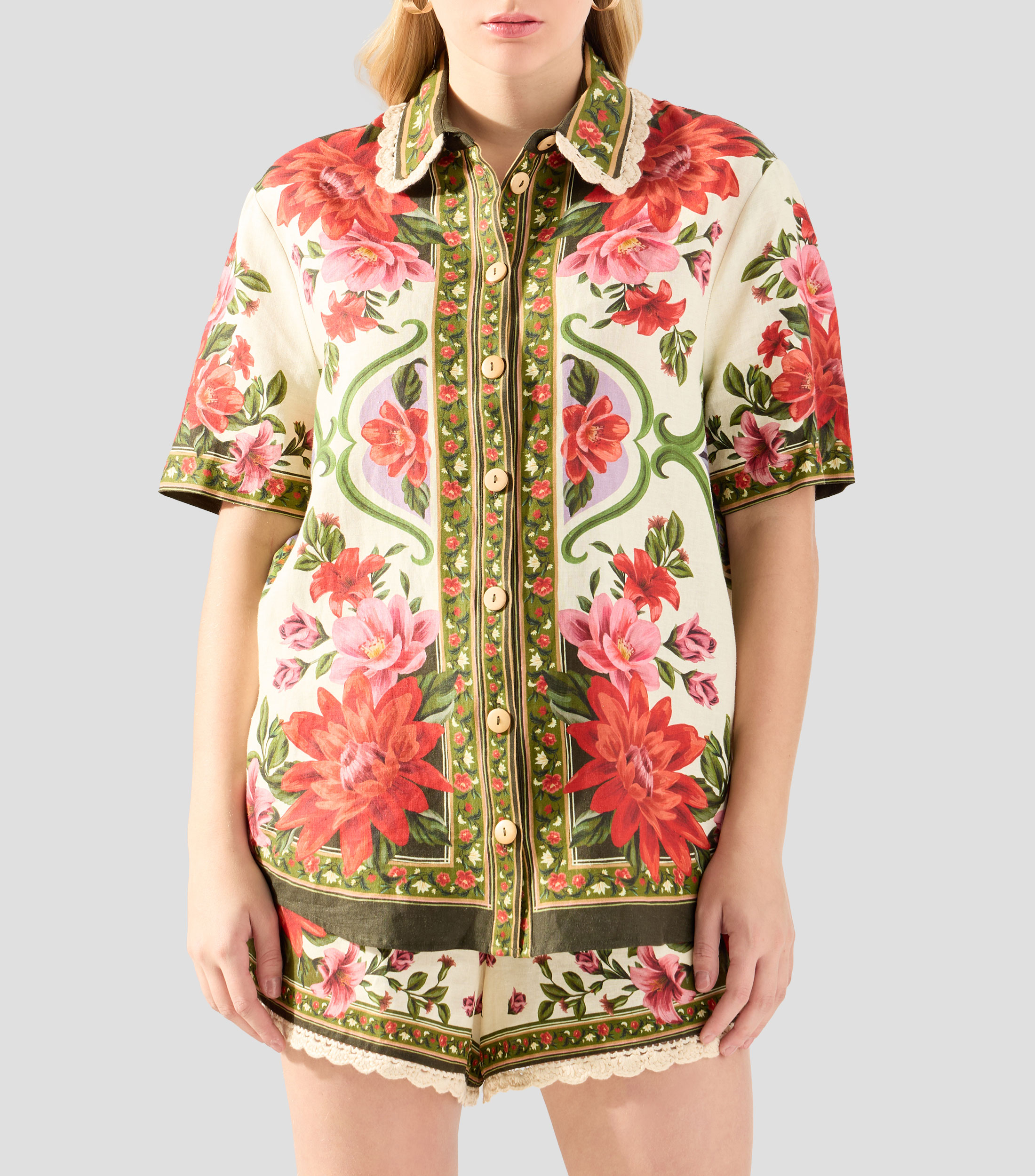 Camisa estampada manga corta Mujer