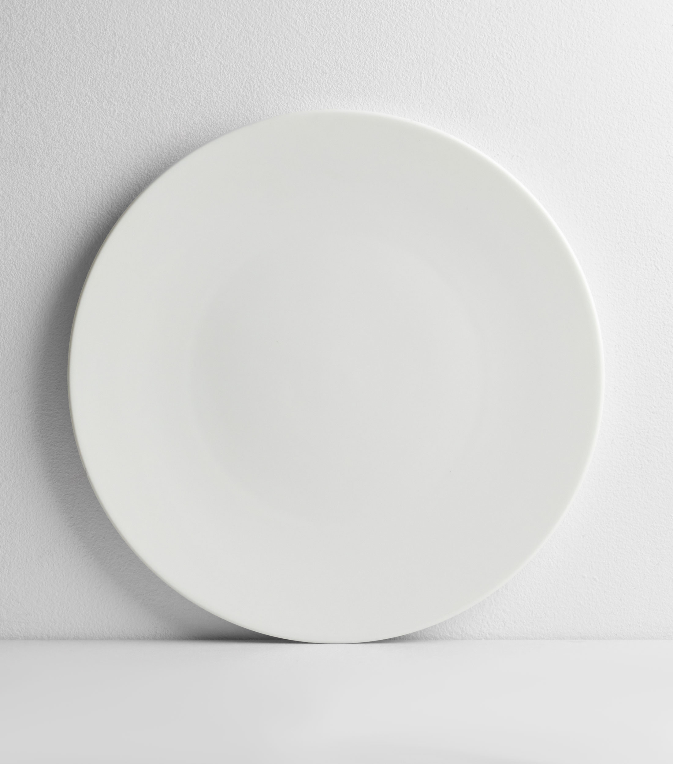Plato Base Coupe White