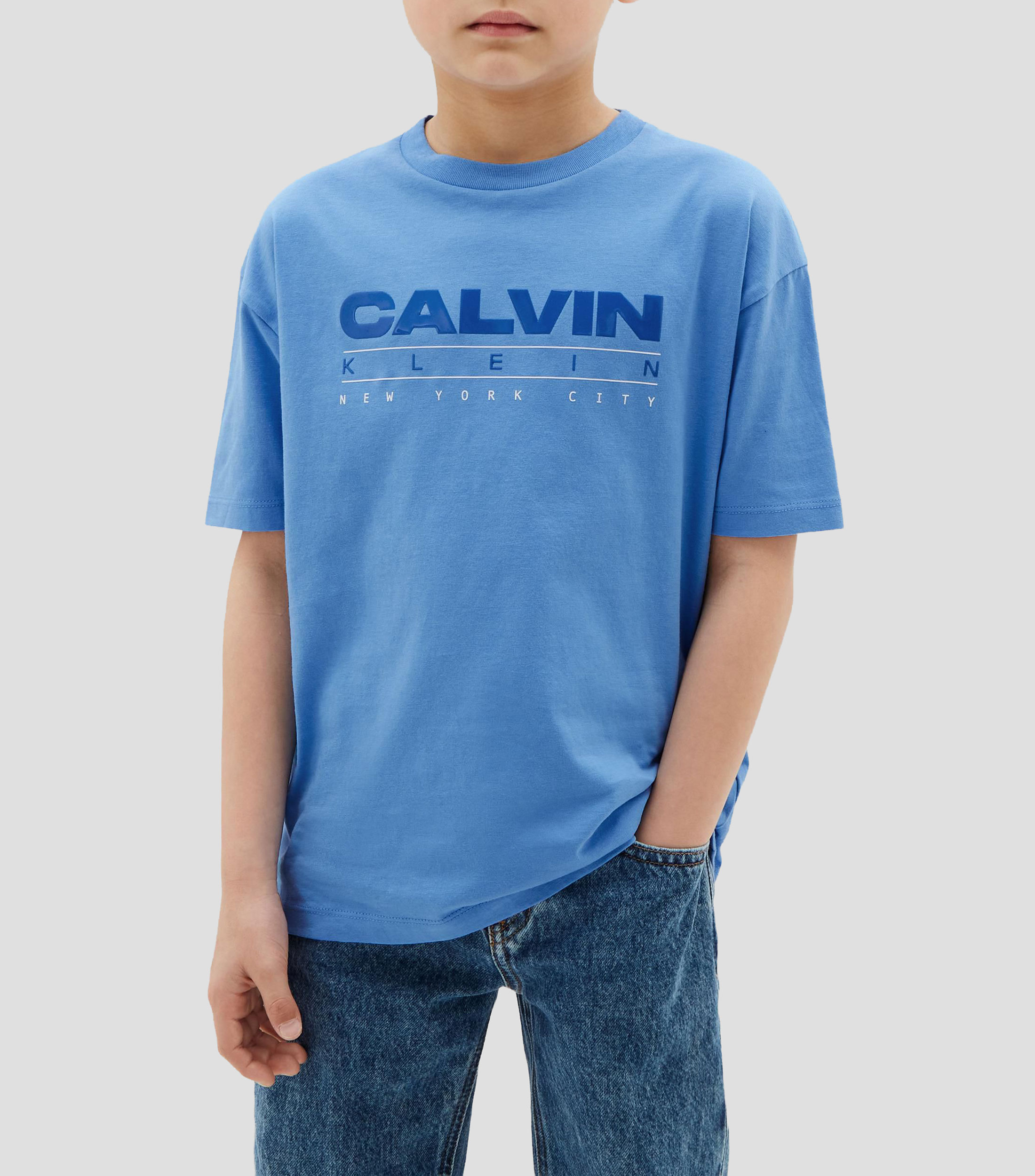 Playera cuello redondo manga corta con estampado Niño