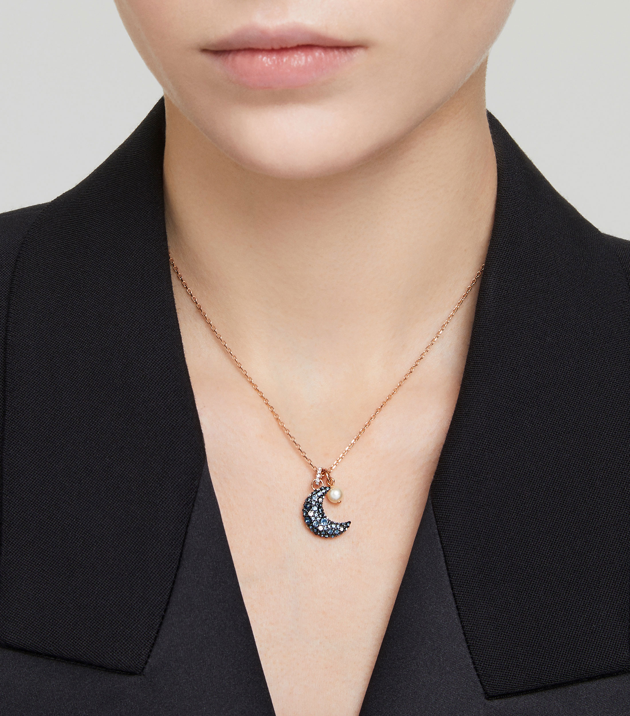 Collar con dije Luna Mujer