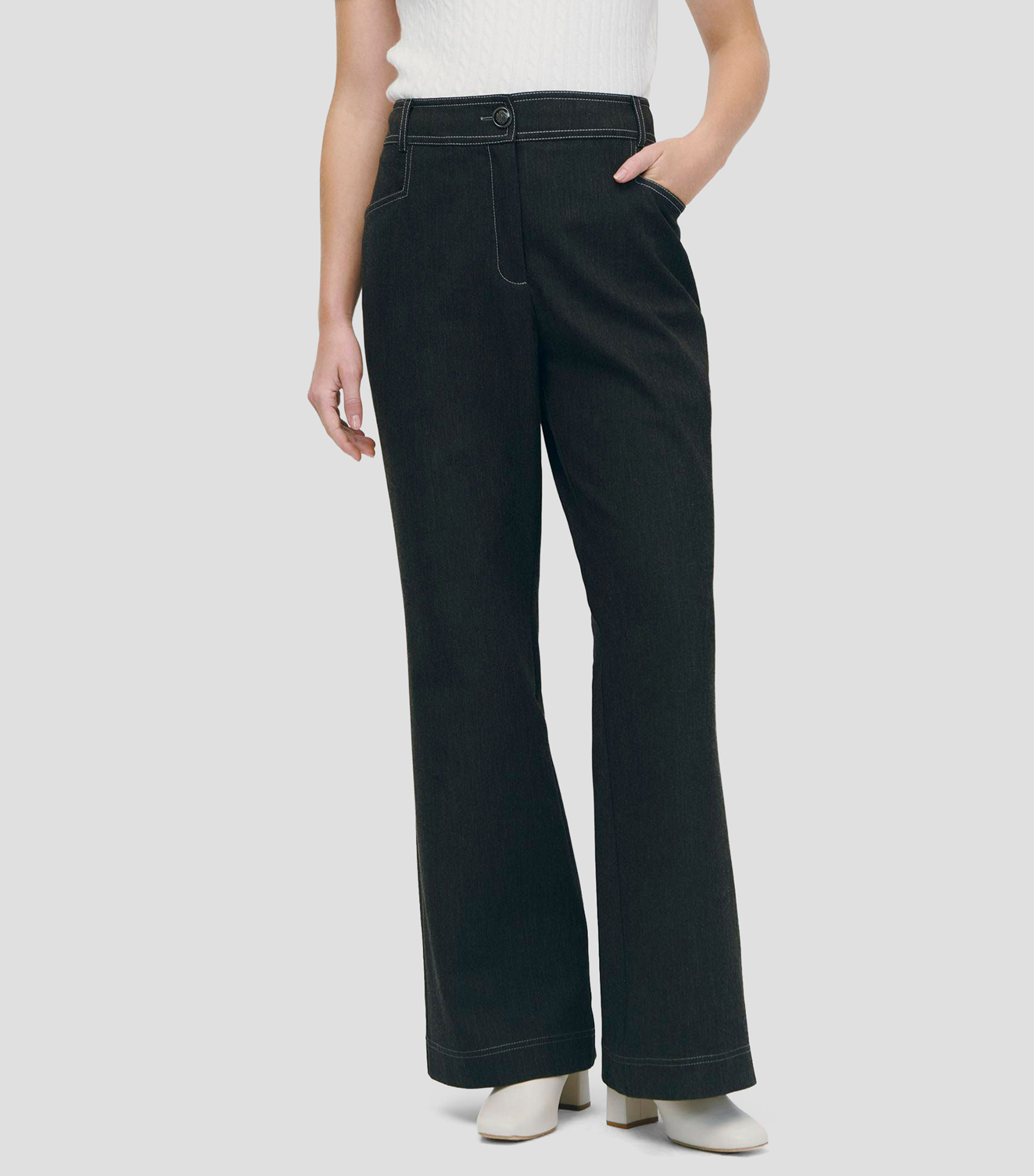 Pantalón Recto Fluido Negro Stretch Tipo Denim Pespuntes En Contraste Mujer