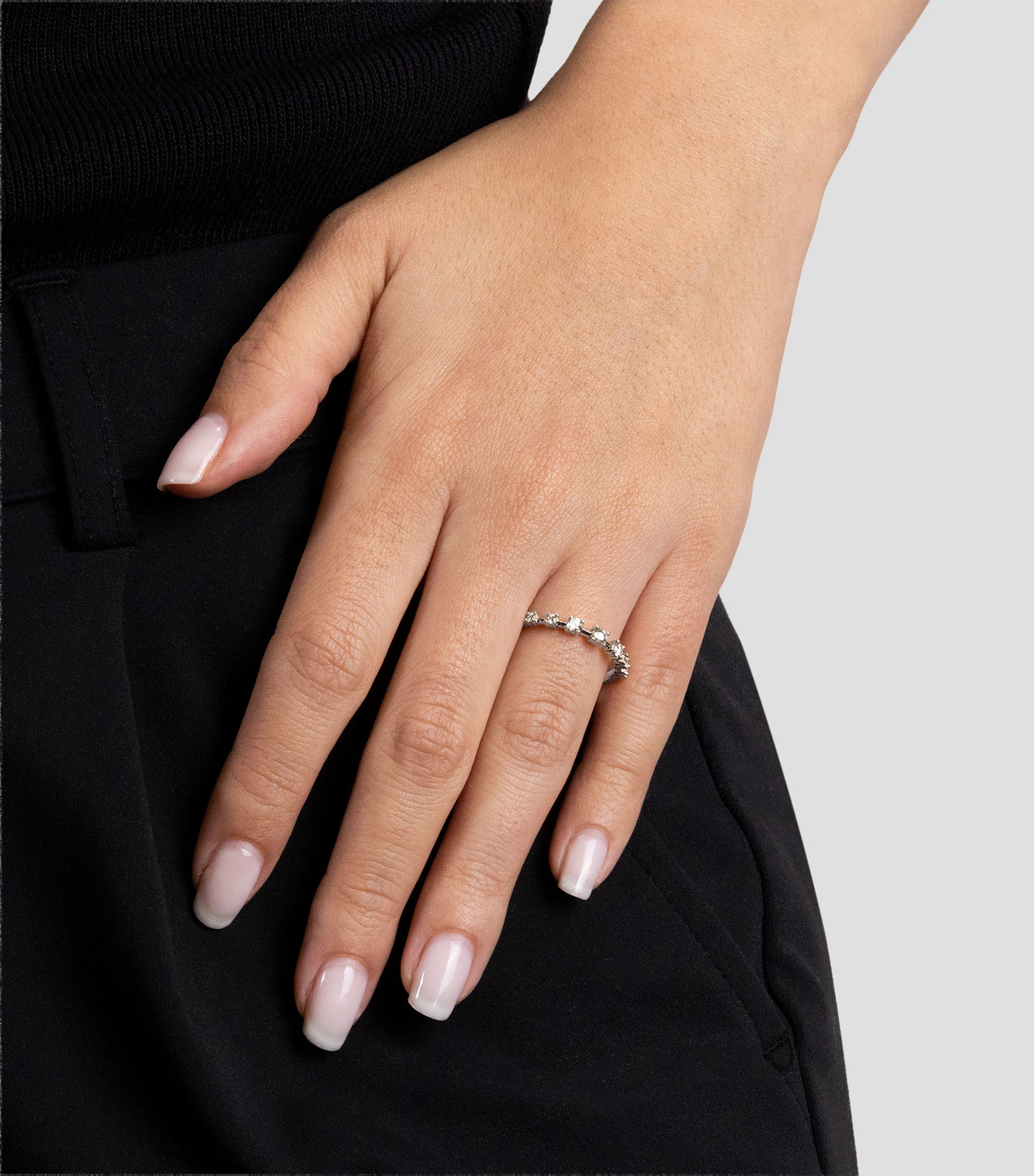 Anillo en Oro blanco de 14 Kilates con diamantes Mujer