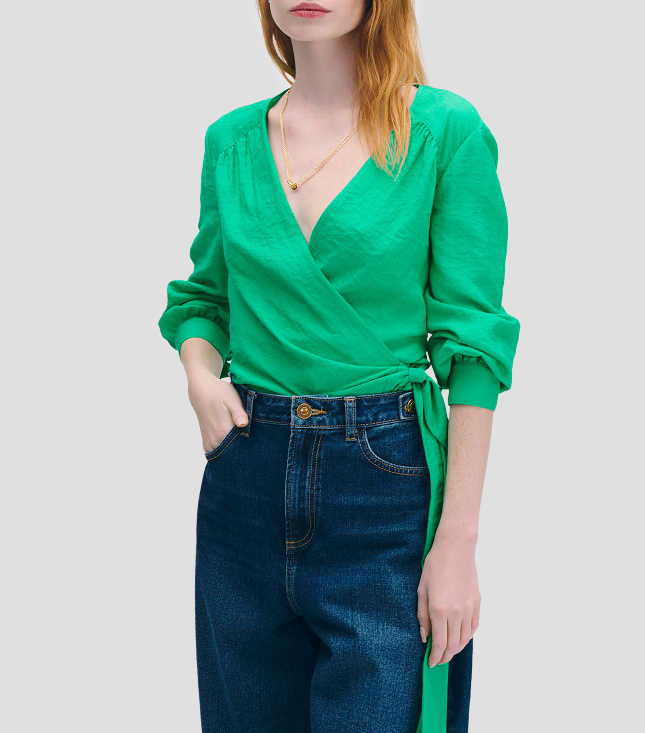 Blusa Envolvente Verde Trébol Flamé Corrugado con Amarre Mujer