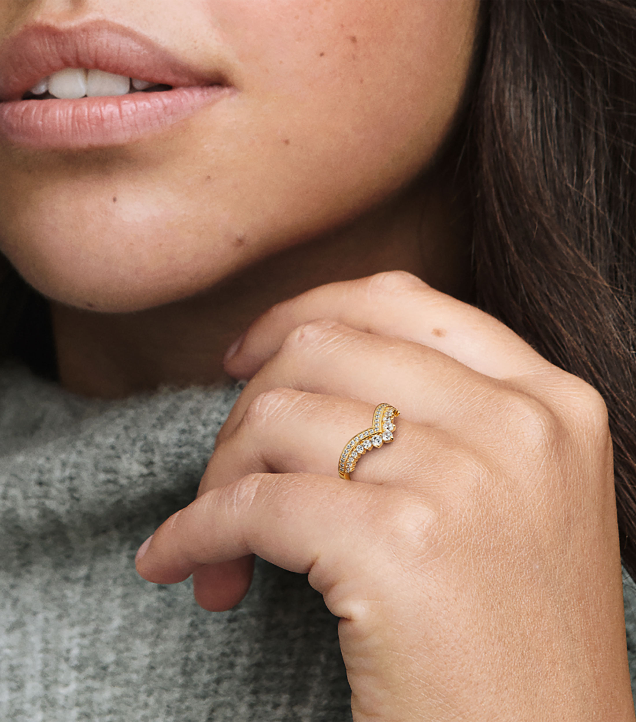 Anillo Tiara Wishbone con circonitas Mujer