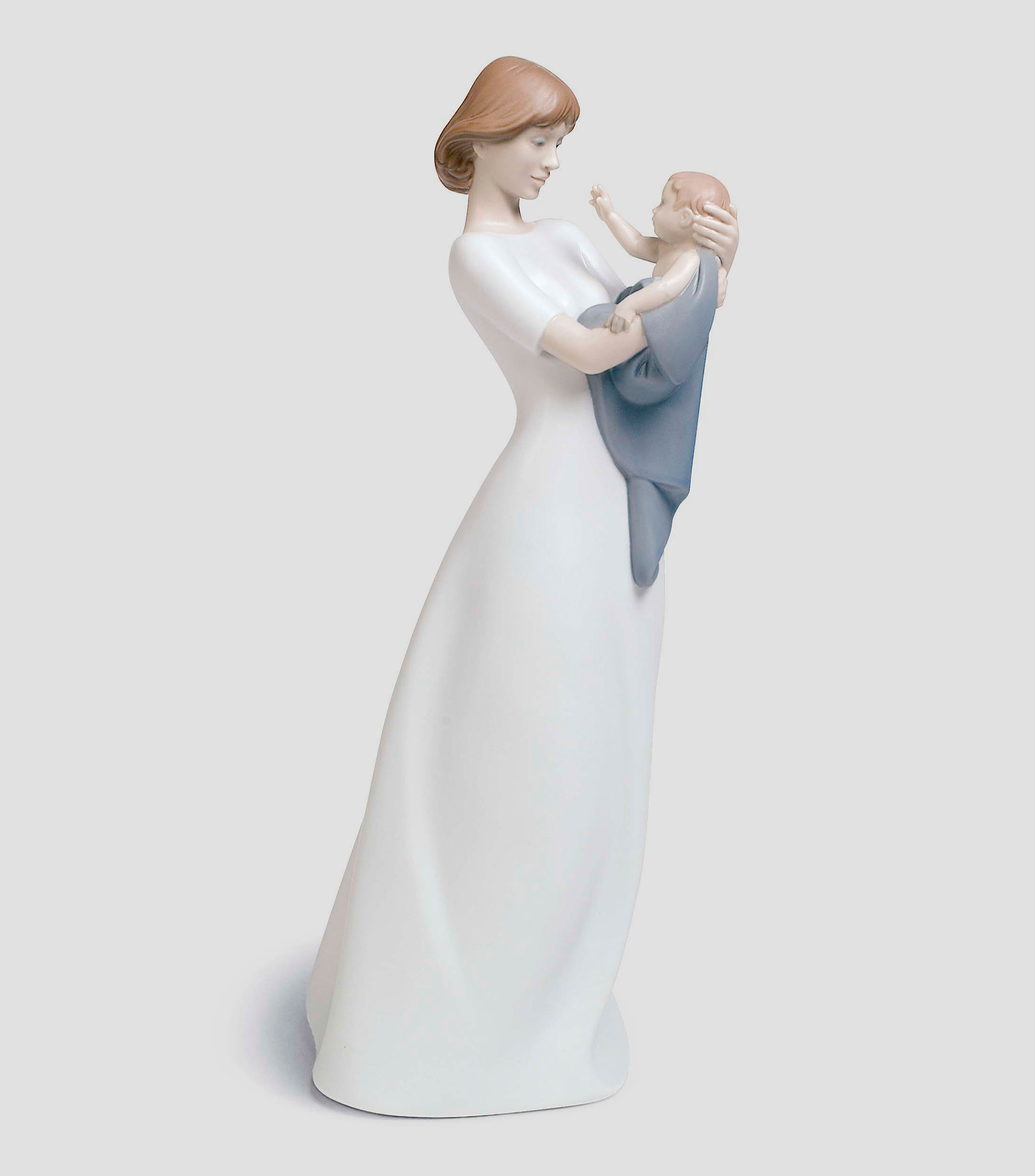 Escultura La Joya de Mamá en porcelana