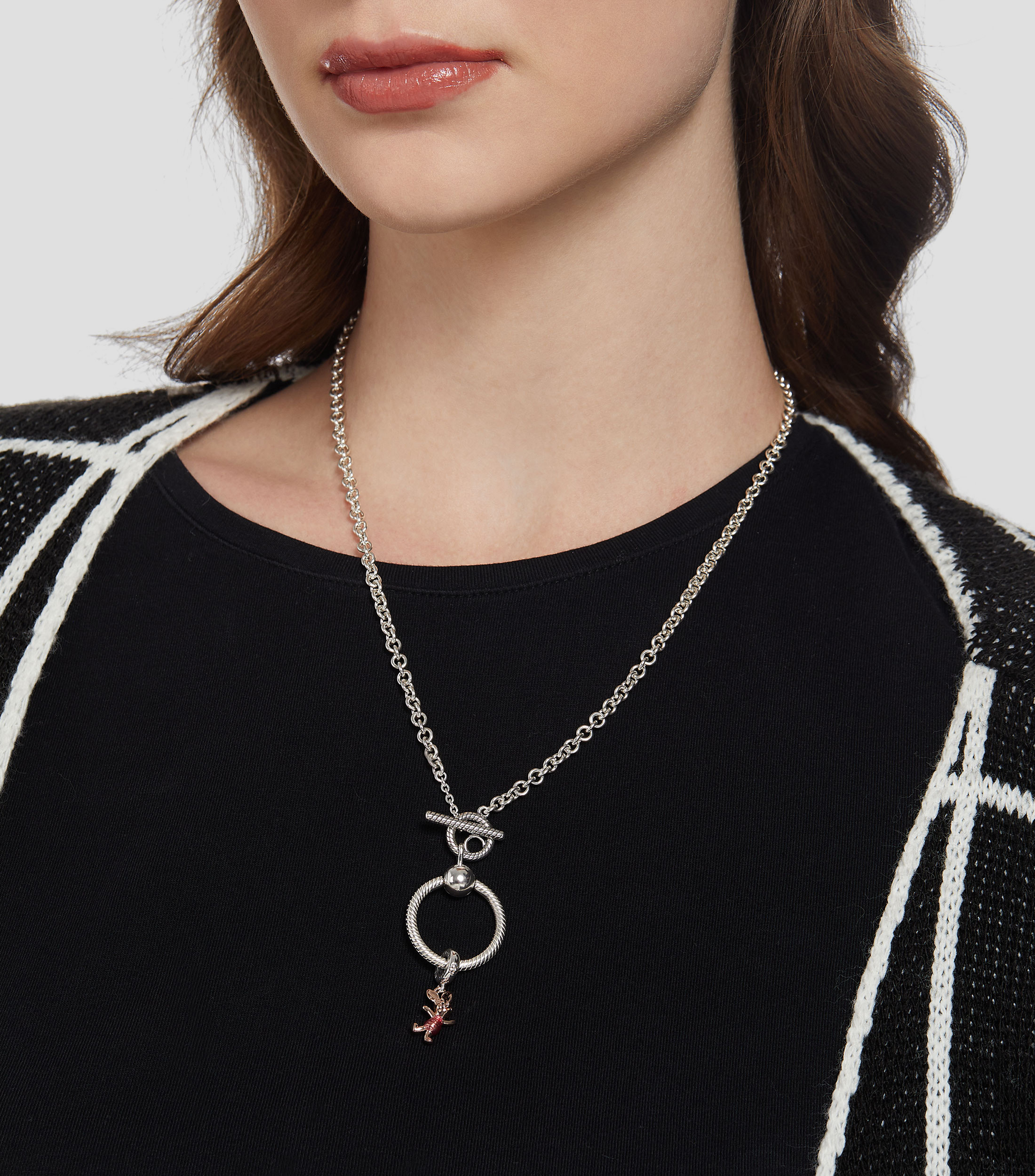 Charm Piglet Mujer