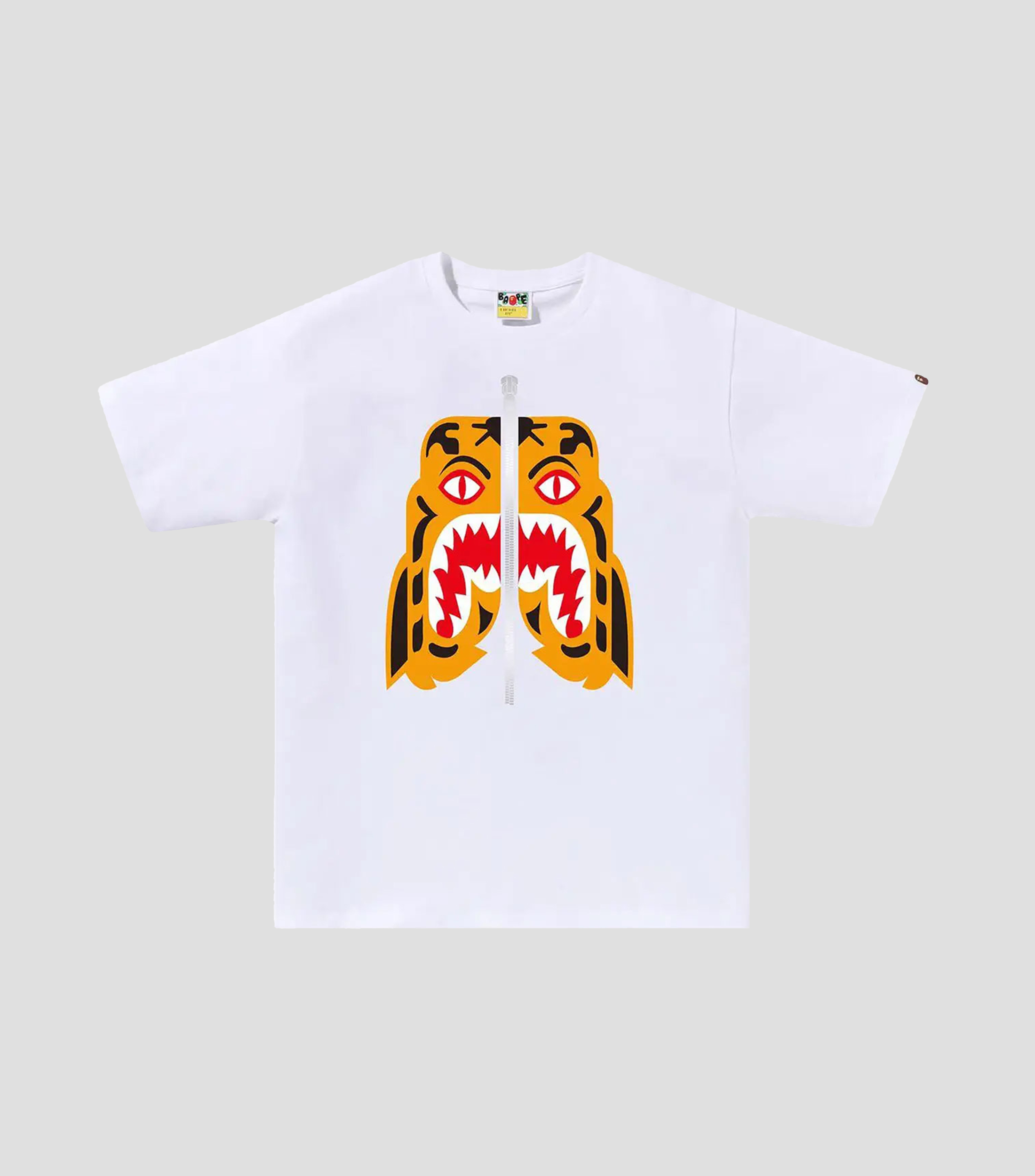 Playera de cuello redondo con manga corta estampada Hombre