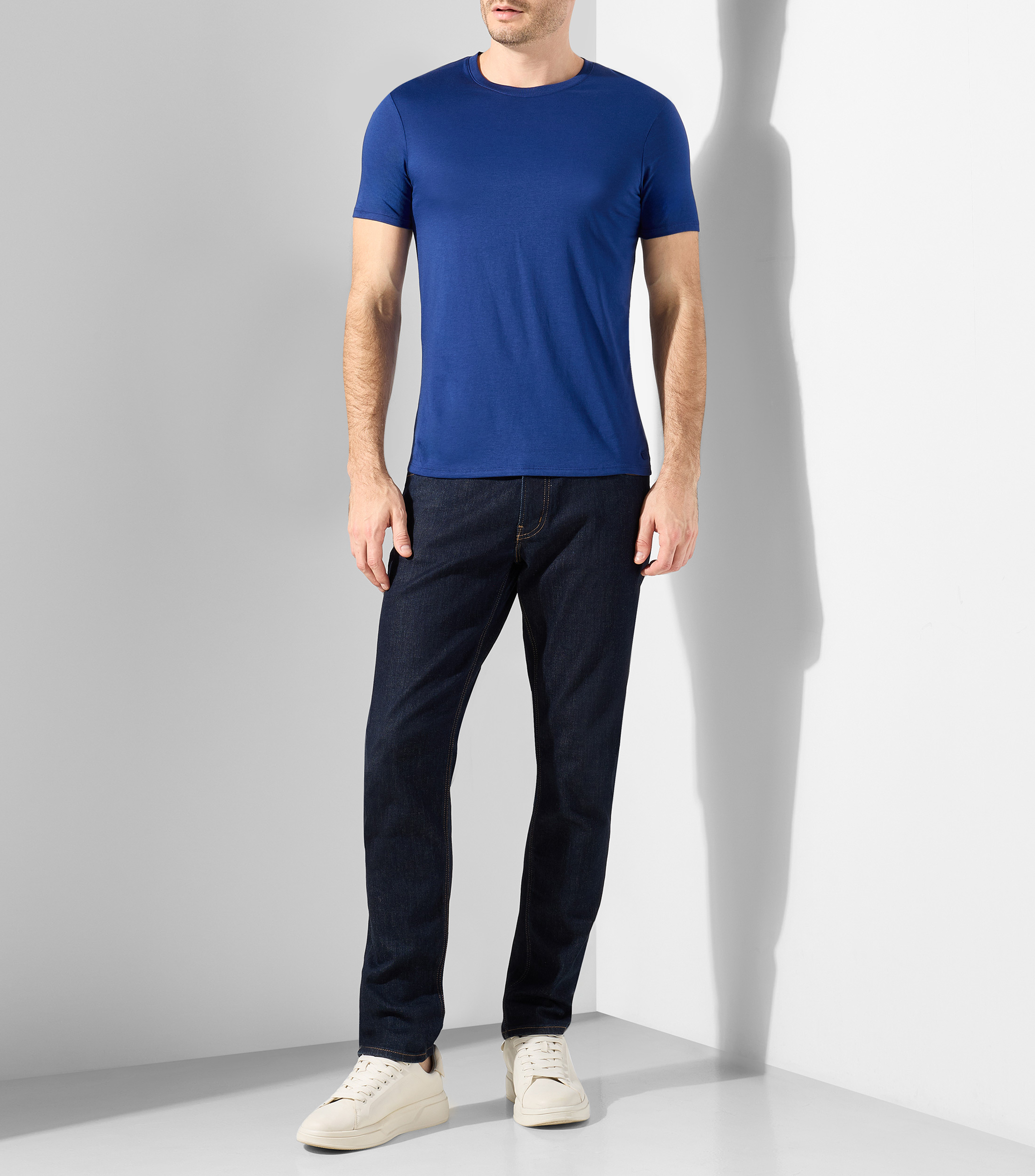 Playera cuello redondo manga corta lisa Hombre