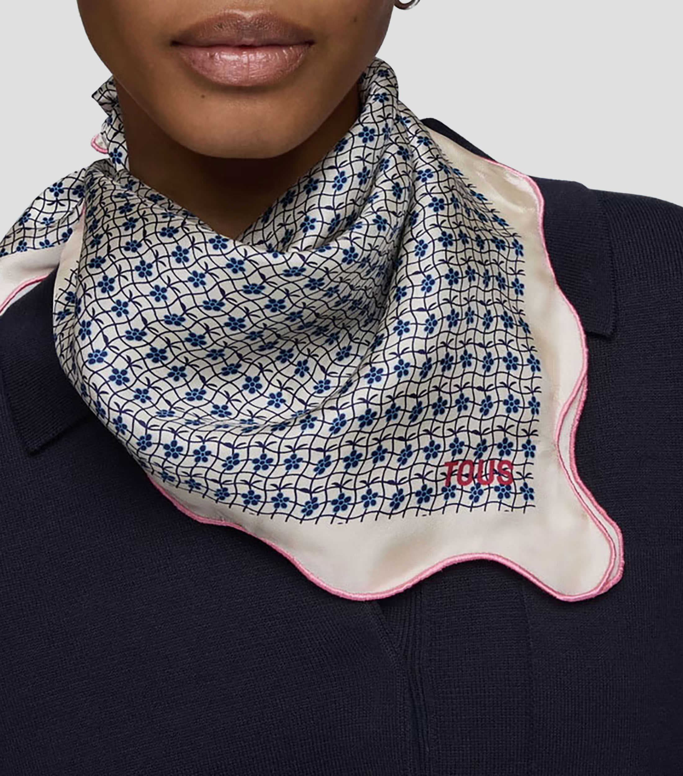Pañuelo estampado en seda Mujer