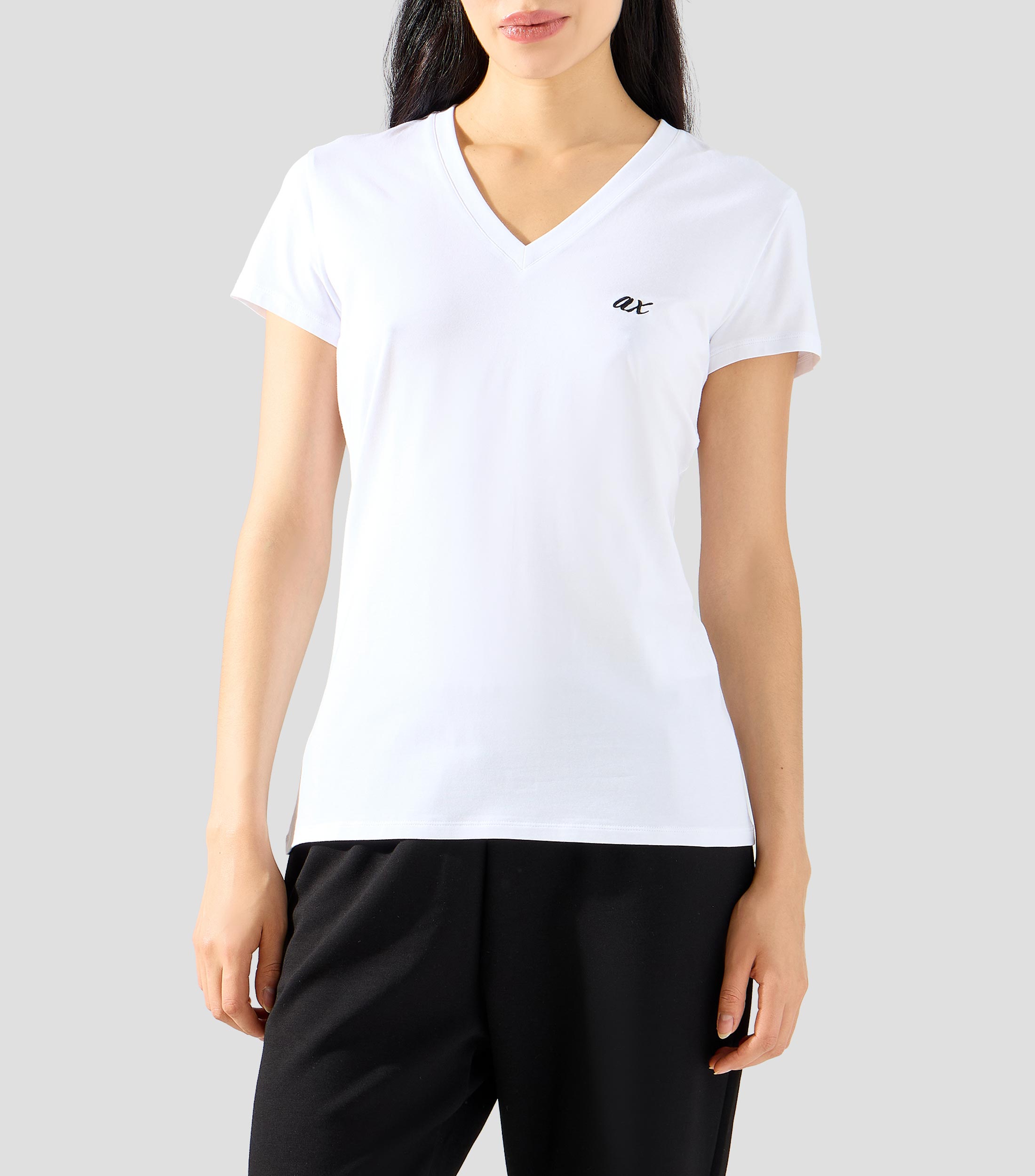 Playera cuello V manga corta lisa Mujer