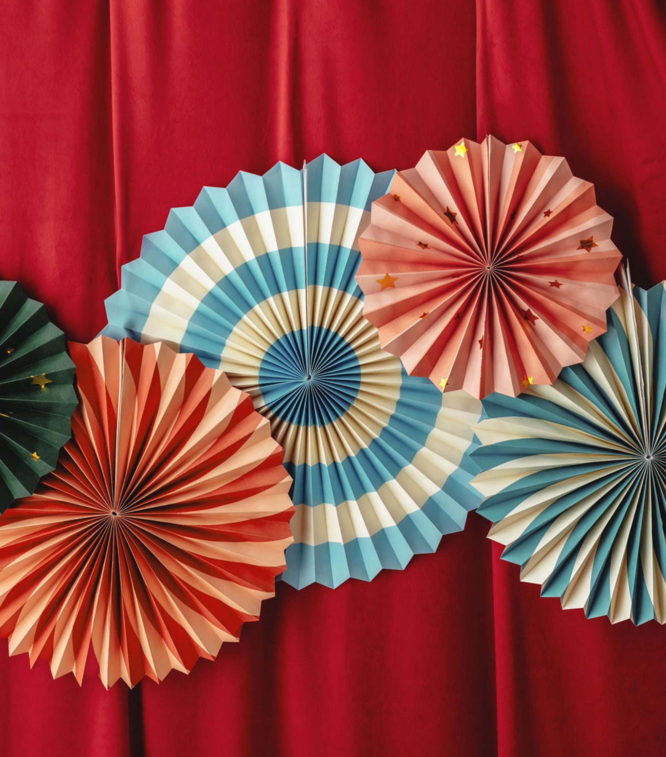 Set 5 Rosetas decorativas para fiesta de circo
